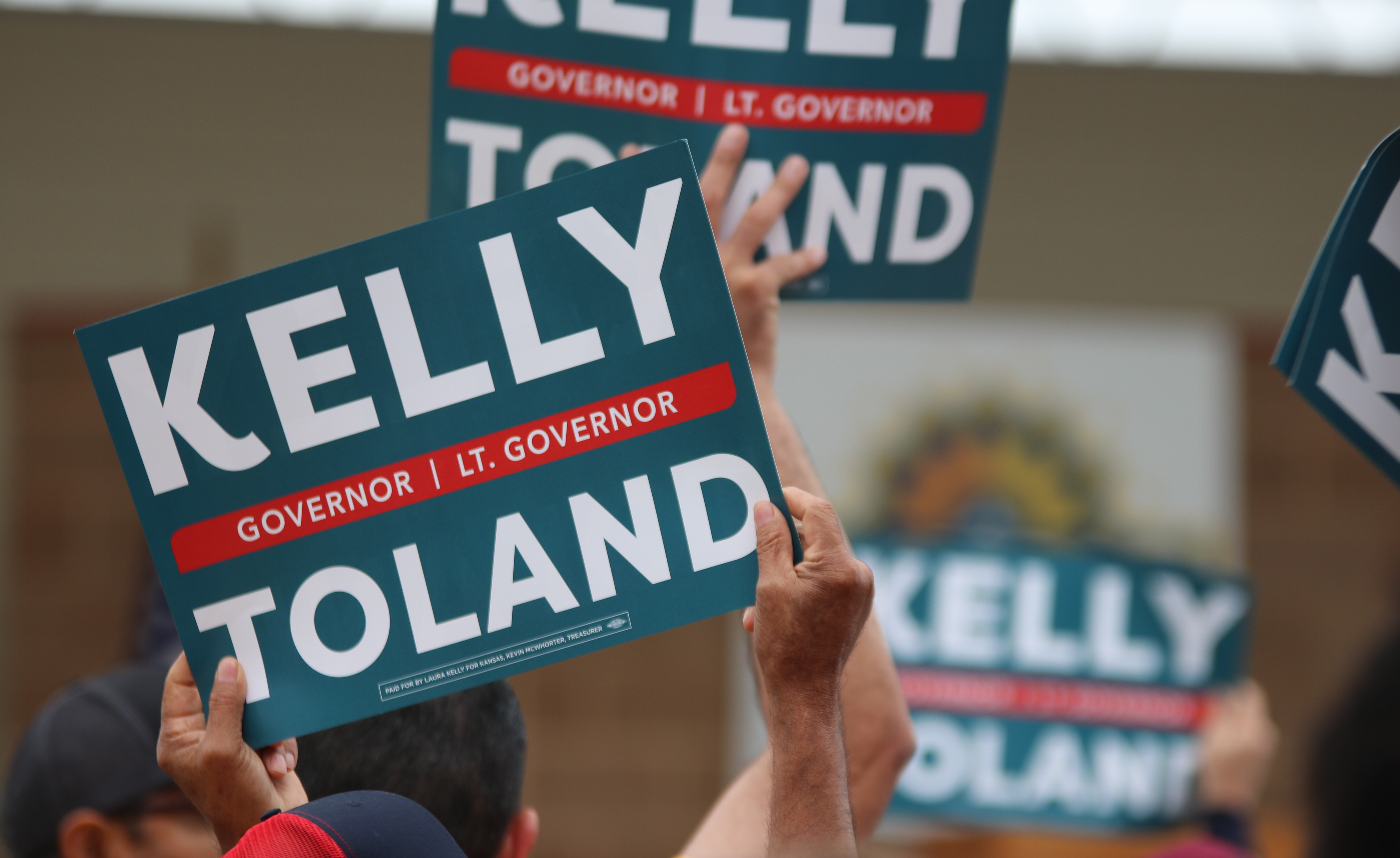 Kansas Republicans will keep a supermajority as Gov. Laura Kelly begins her second term - Vimarsana News
