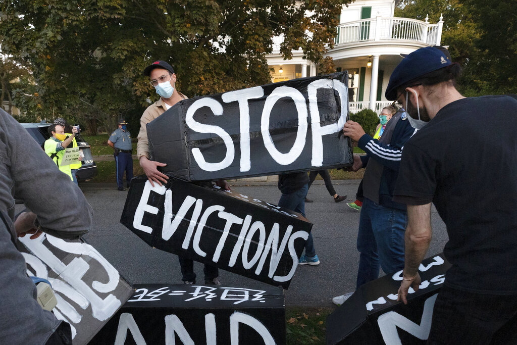 How Florida Is Struggling To Get Aid To Tenants | WUSF Public Media