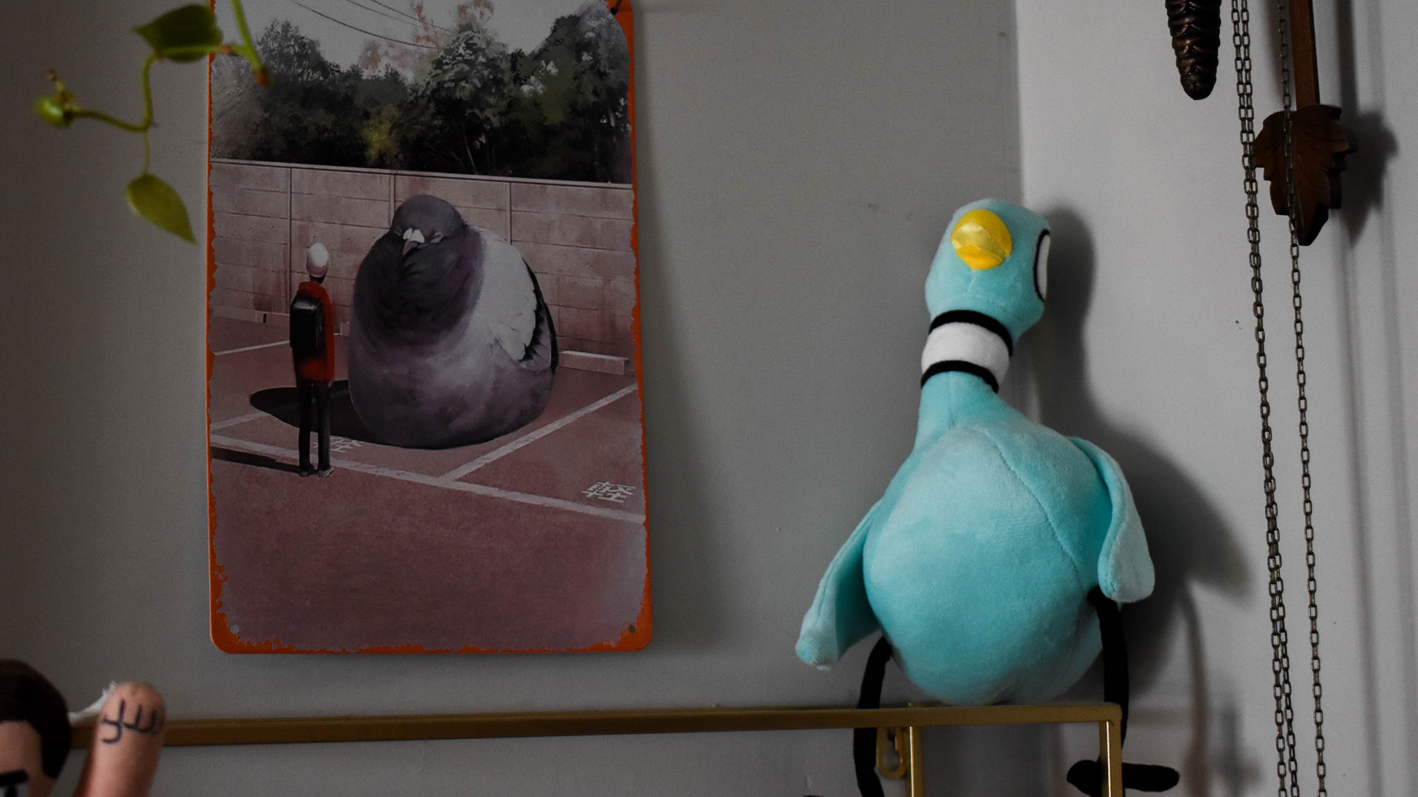 アロマグッズ almost fever_ Pigeons Under The Bridge Collections: How a late night encounter with a pigeon turned into