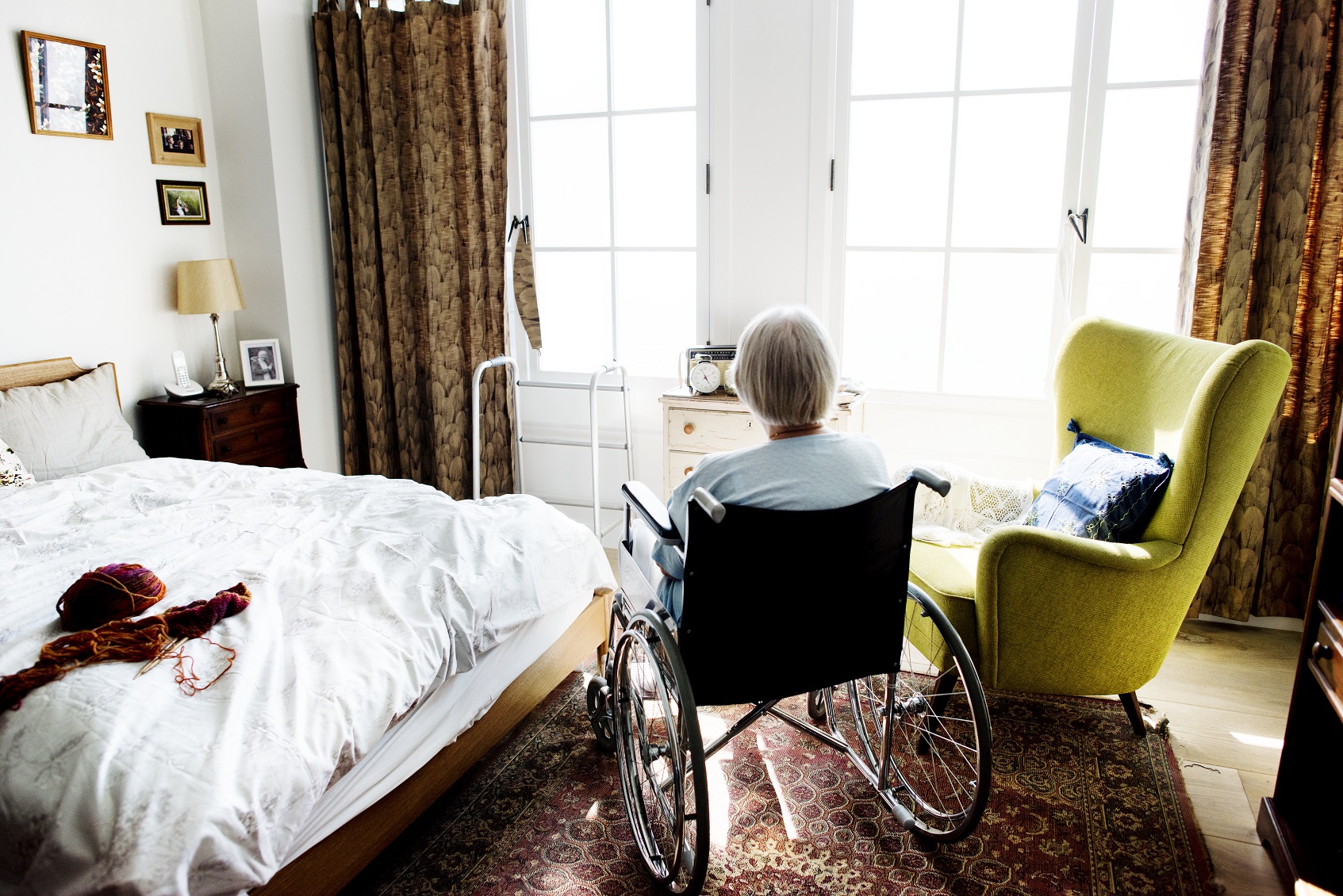 AARP Florida asks Gov. DeSantis to veto a bill that changes nursing home staffing requirements - Vimarsana News