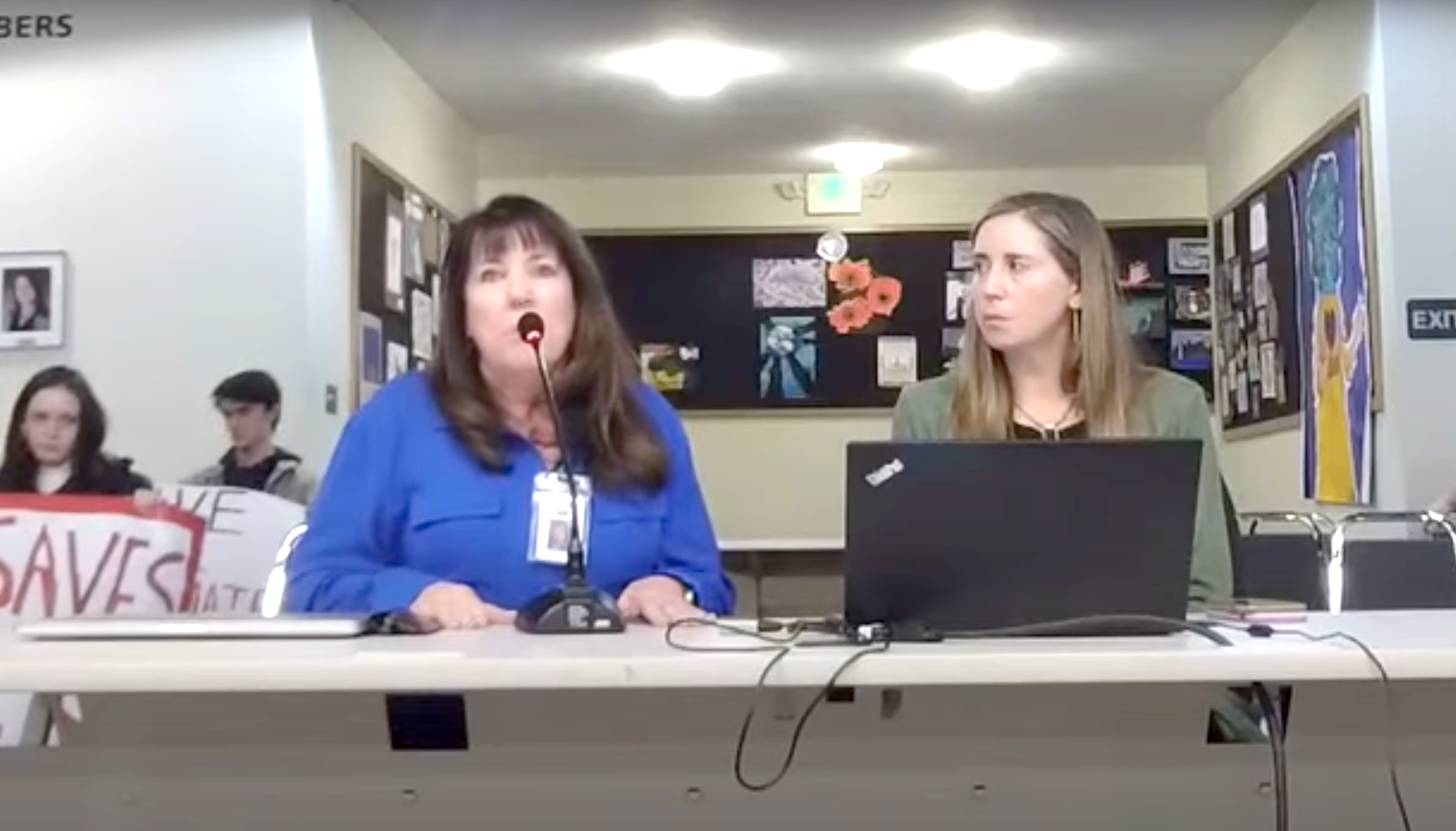 Students carrying Narcan: a Durango school district weighs the risks and benefits - Vimarsana News