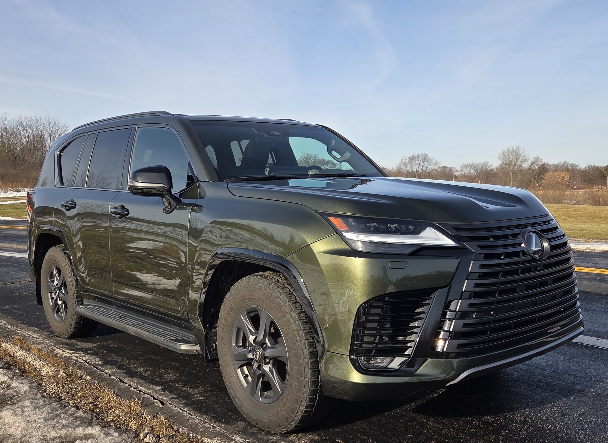 レクサス8000 2025 Lexus LX 700h Overtrail review | WUWM 89.7 FM - Milwaukee's NPR