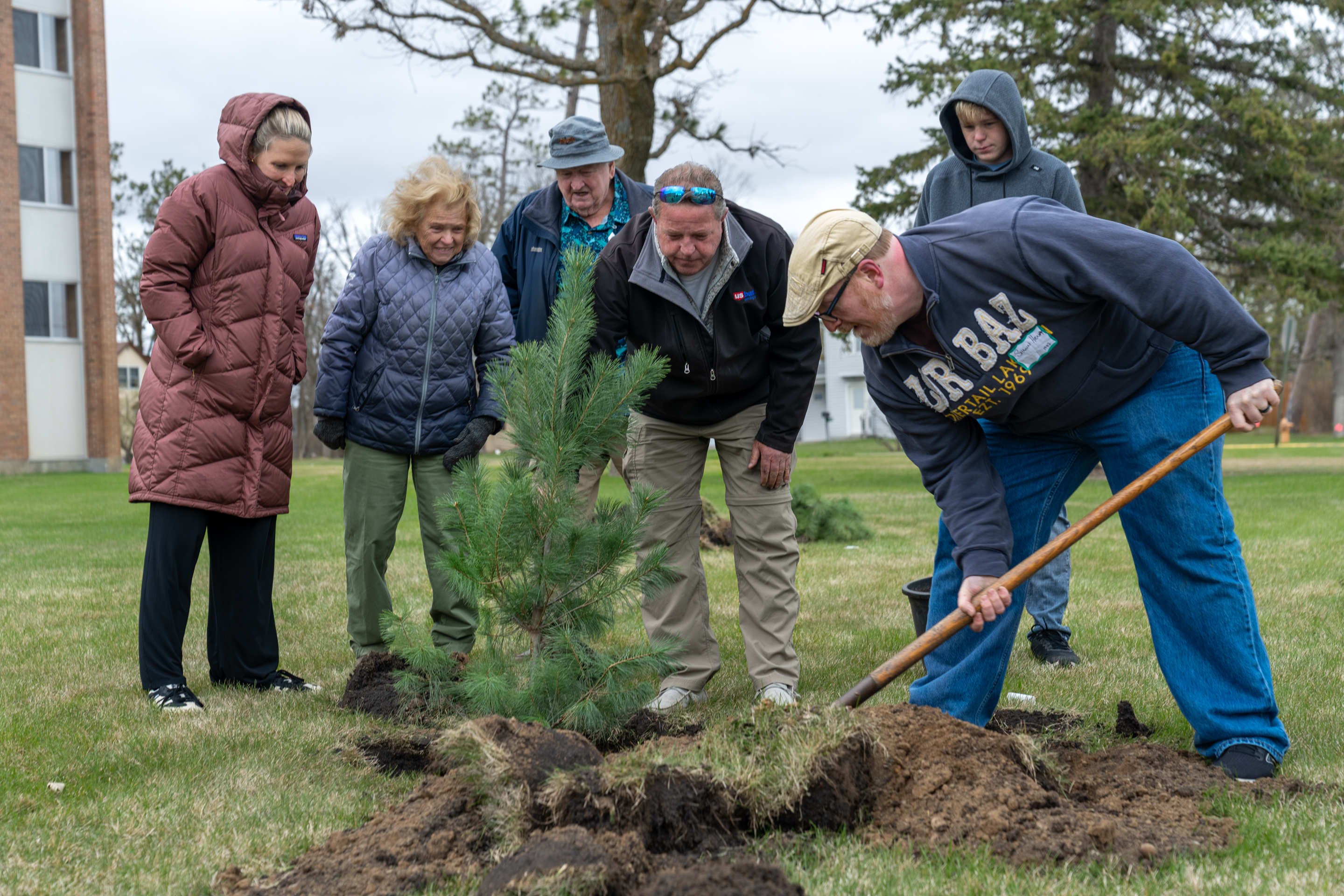 BSU alumni and others plant 80 trees to 'Replant Roots' on campus | KAXE
