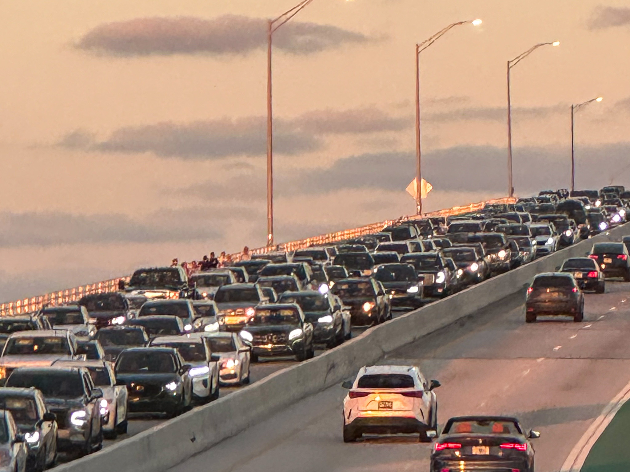 Traffic meltdown: I-95 flyover closure causes massive Key Biscayne