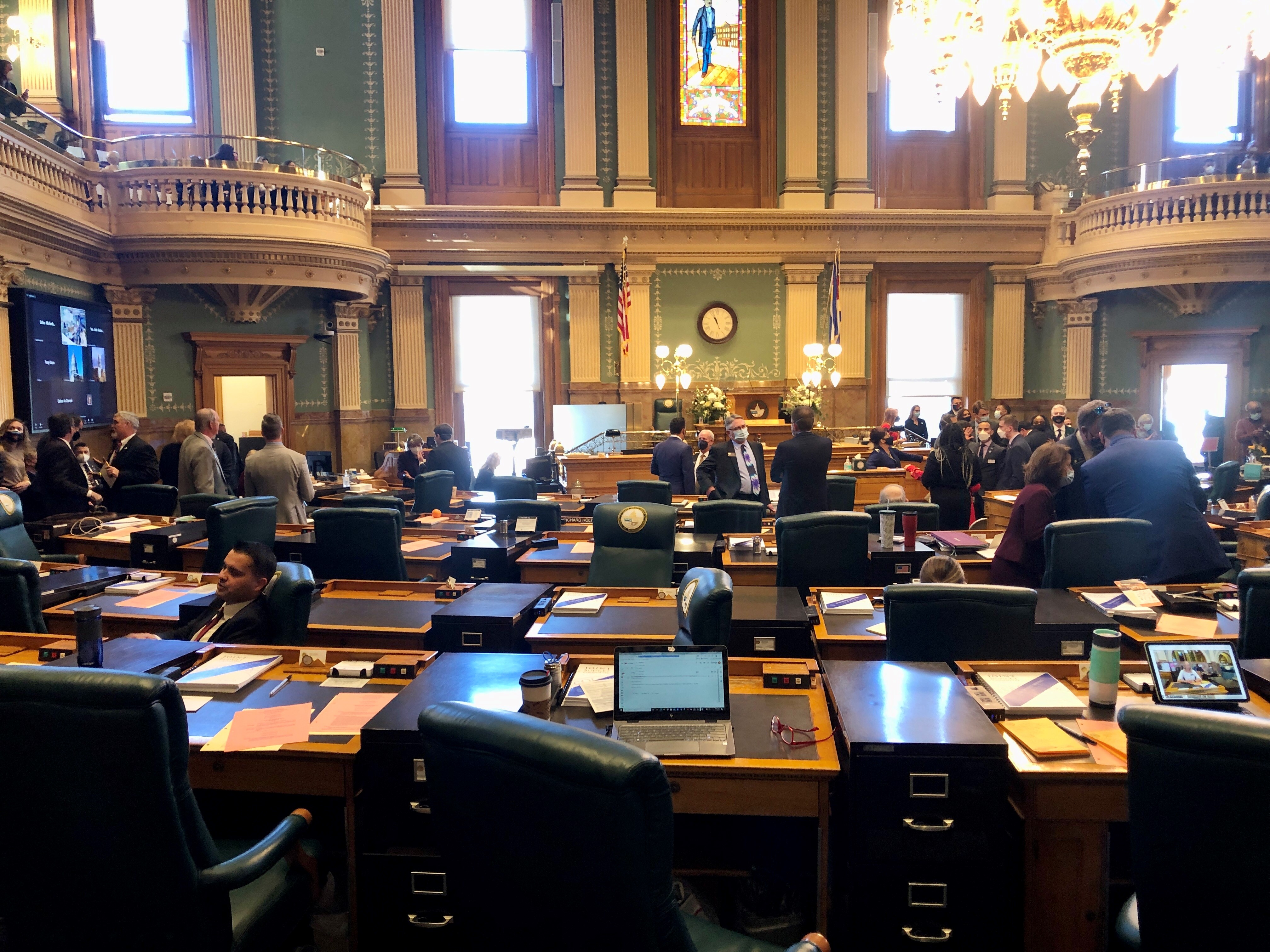 Debates will heat up next week at the state Capitol. Here's how to stay engaged from afar - Vimarsana News