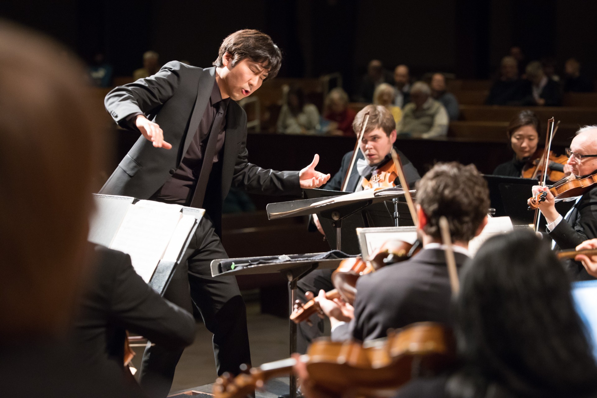 Fukumura back on the podium with Illinois Symphony's 'Hero's