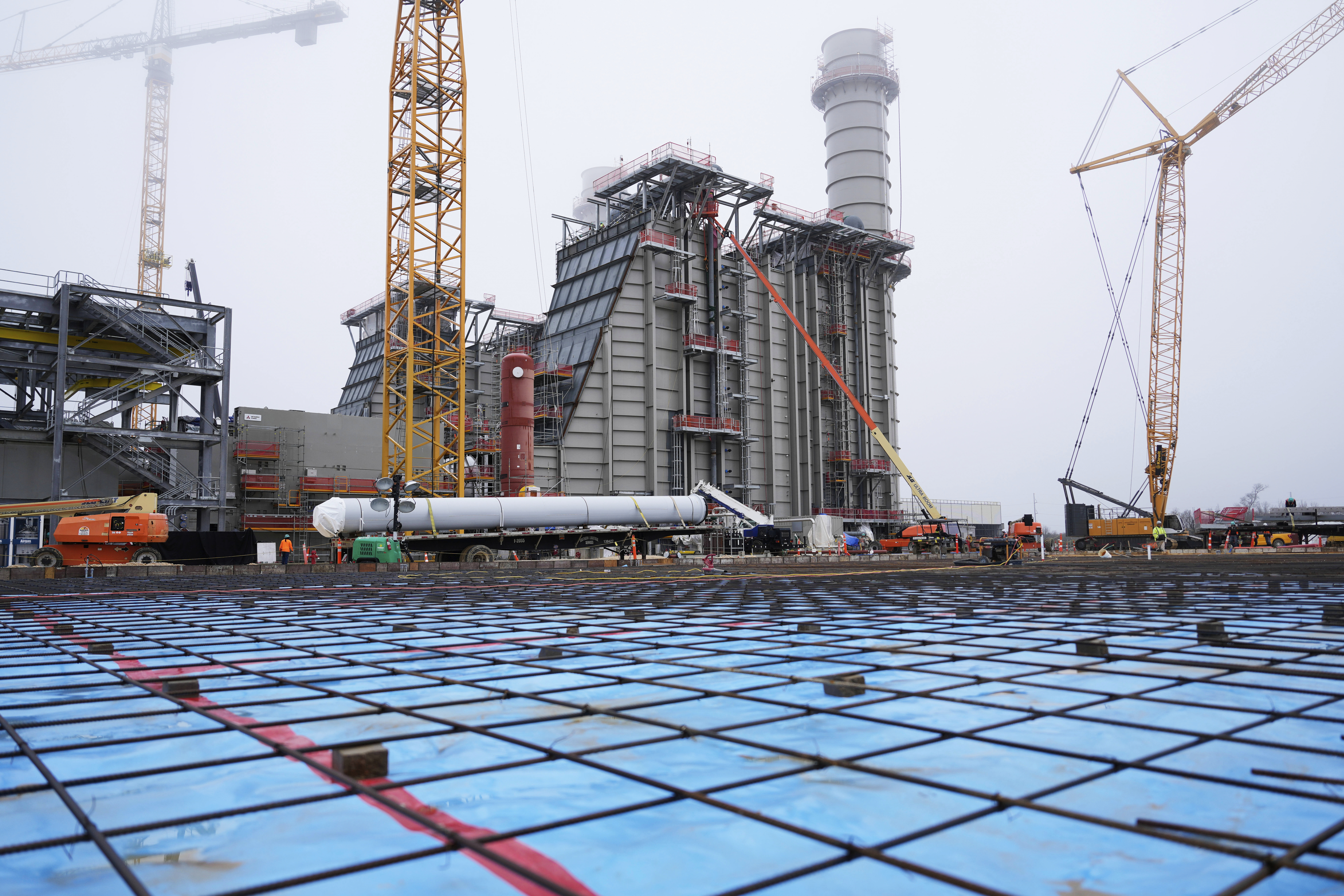 Plans for U.S. natural gas power grow, complicating climate progress | 90.5  WESA