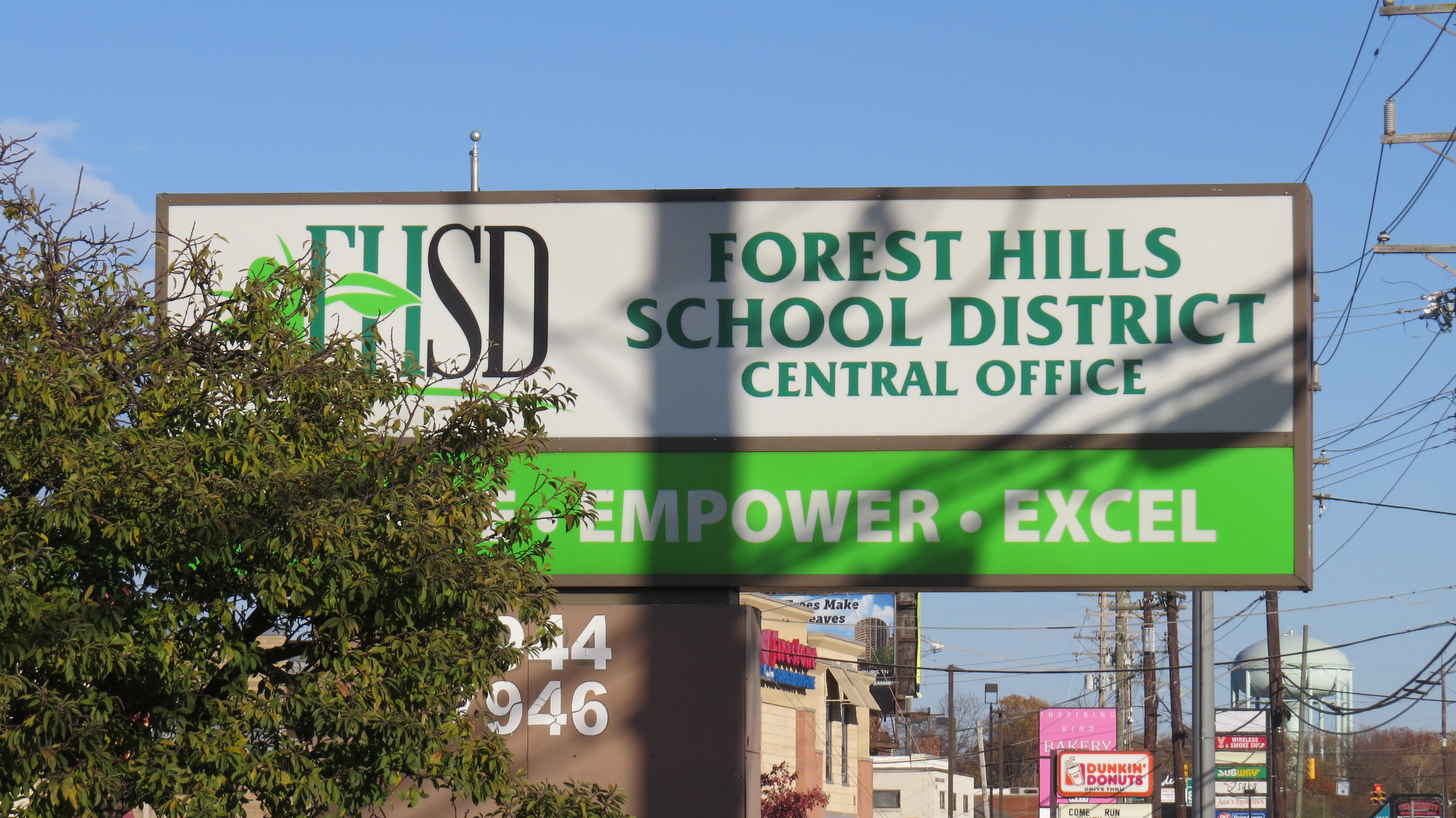 Forest Hills School Board candidates on tackling the partisan divide,  district future | WVXU, image size:4000x2248