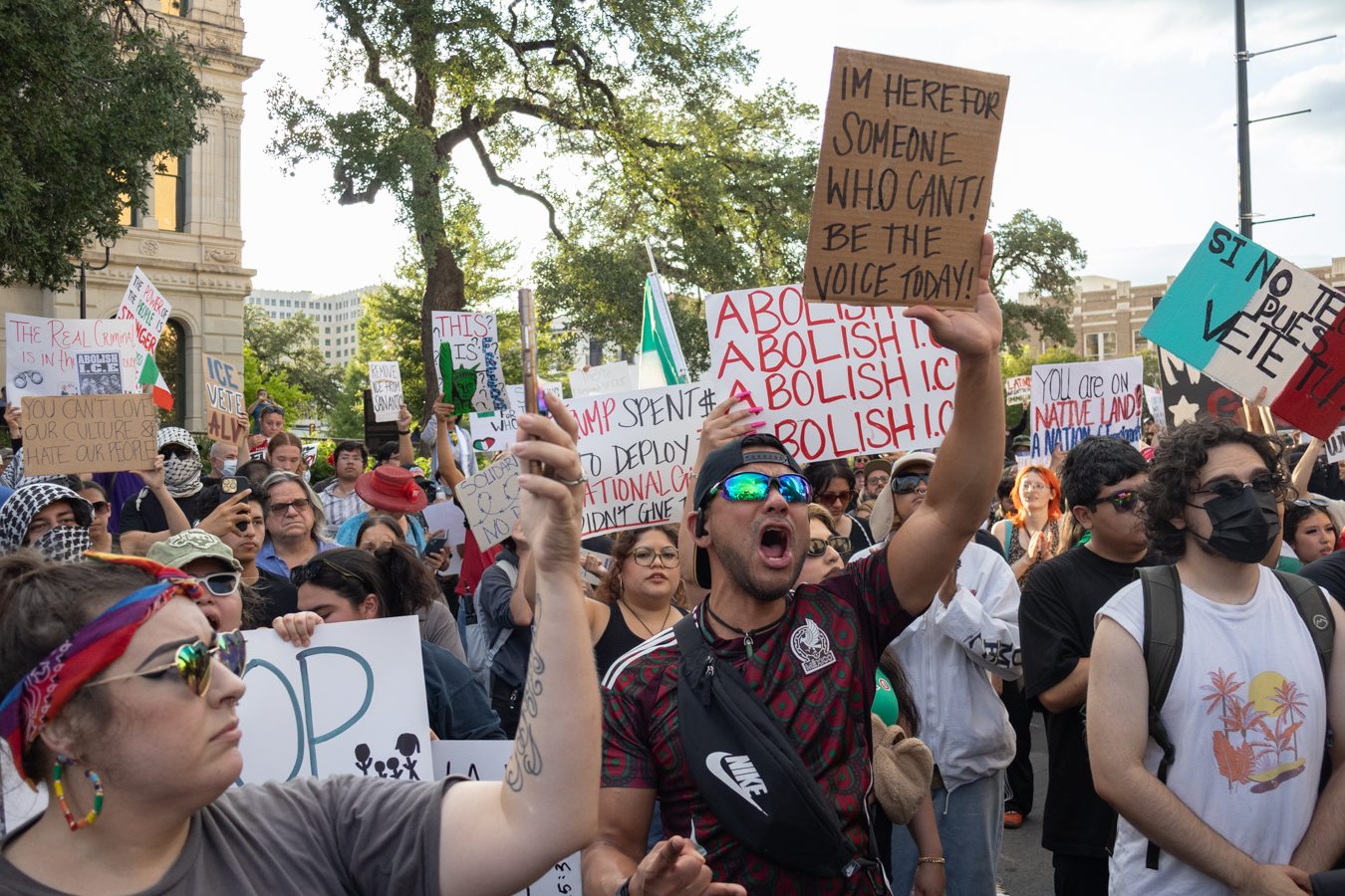 Anti-ICE protesters fill downtown San Antonio streets, with National Guard  troops nearby | TPR