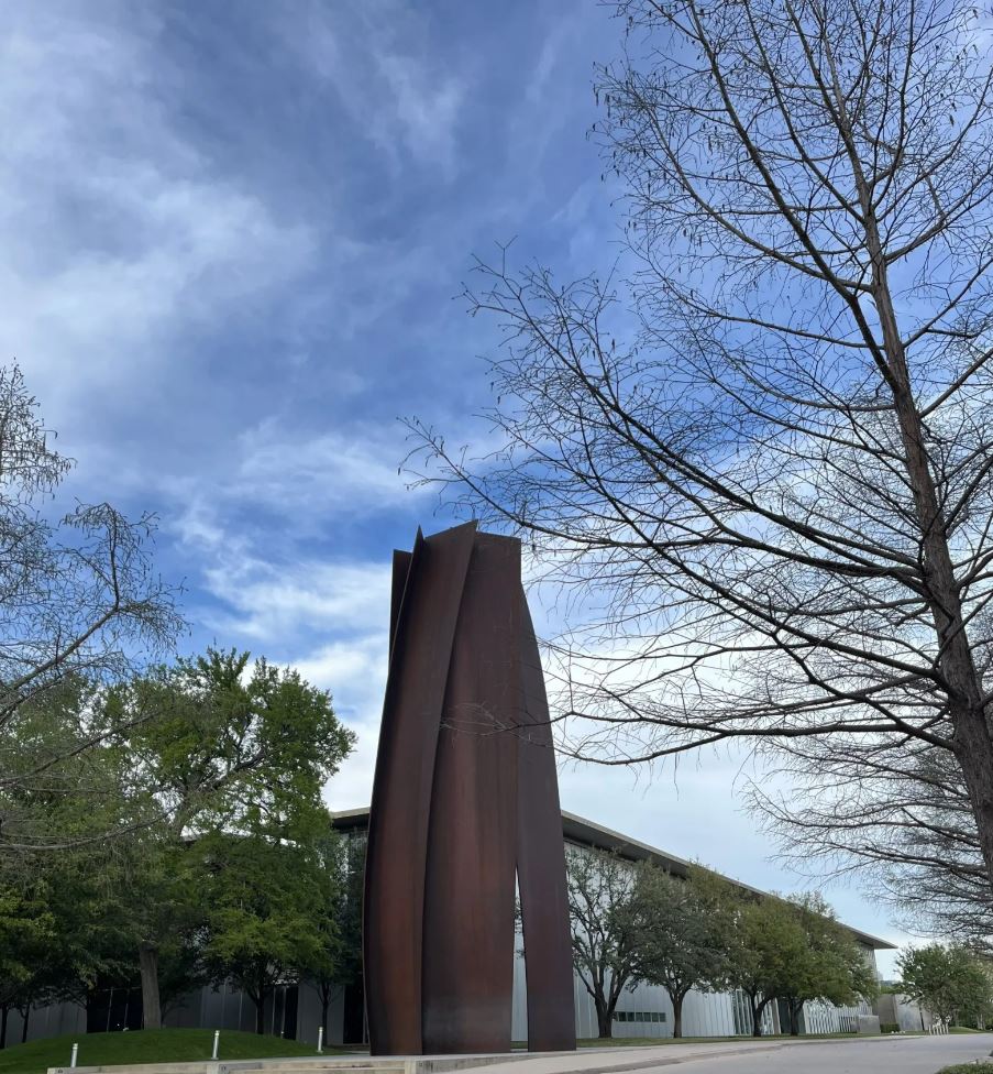 Richard Serra, sculptor behind the Modern's 'Vortex,' leaves