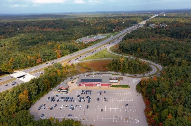 Common Man Roadside sues over Hampton I‑95 liquor store land redevelopment bid