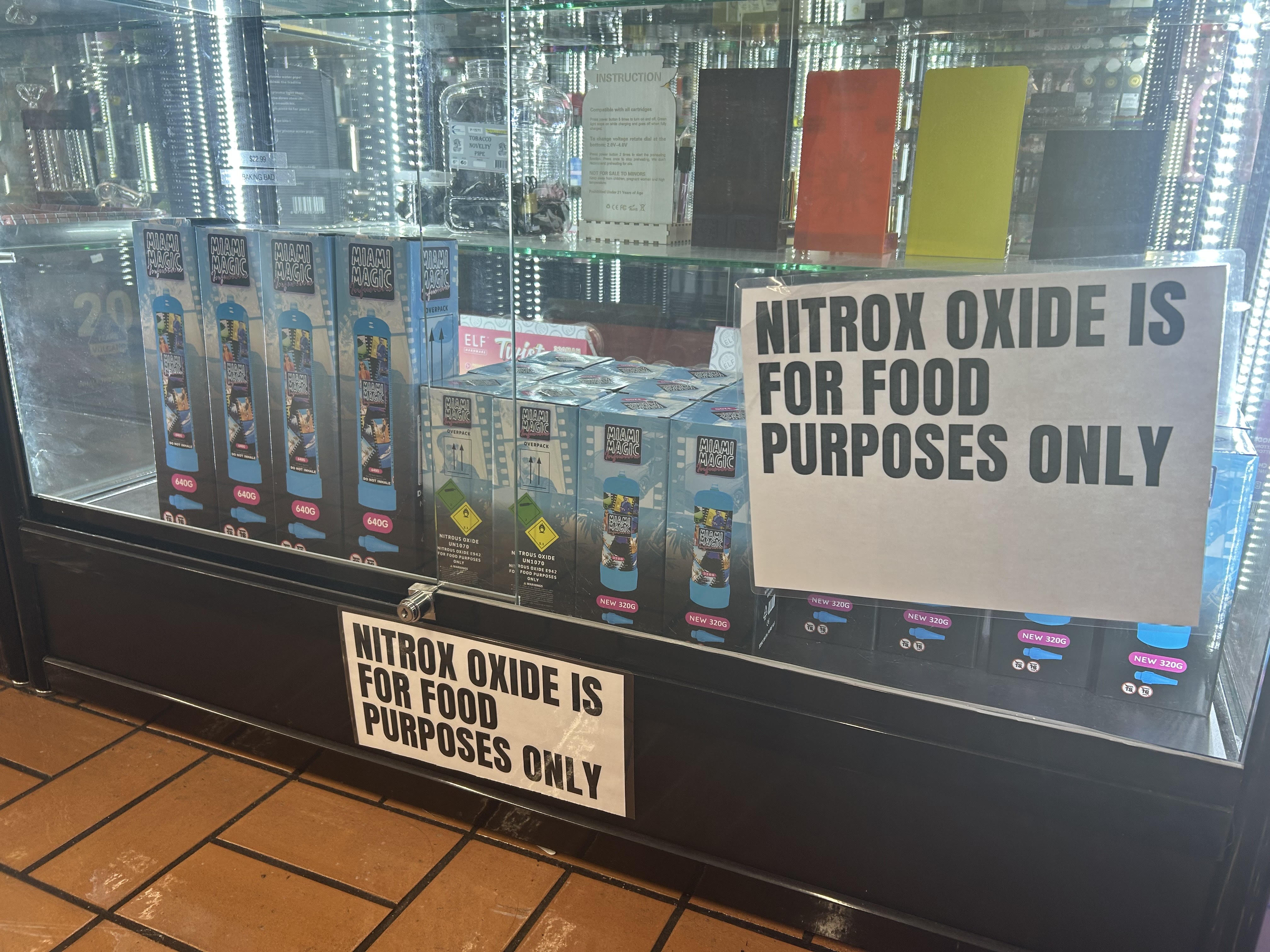 Florida bill to ban laughing gas from smoke shops heading to Senate floor |  WUSF