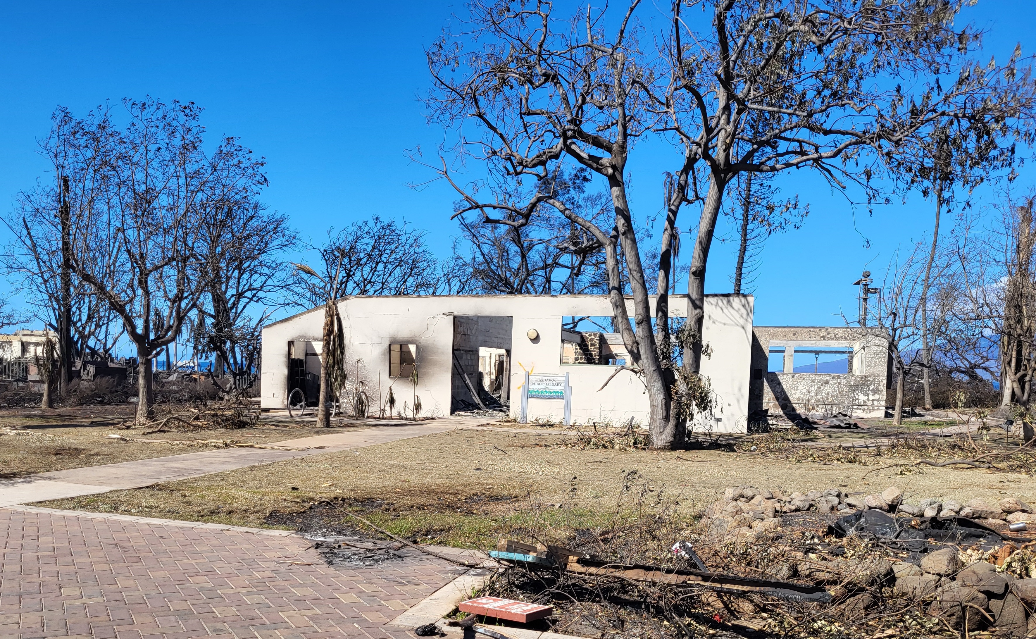Community remembers Lahaina Library's history while looking Community remembers Lahaina Library's history while looking
