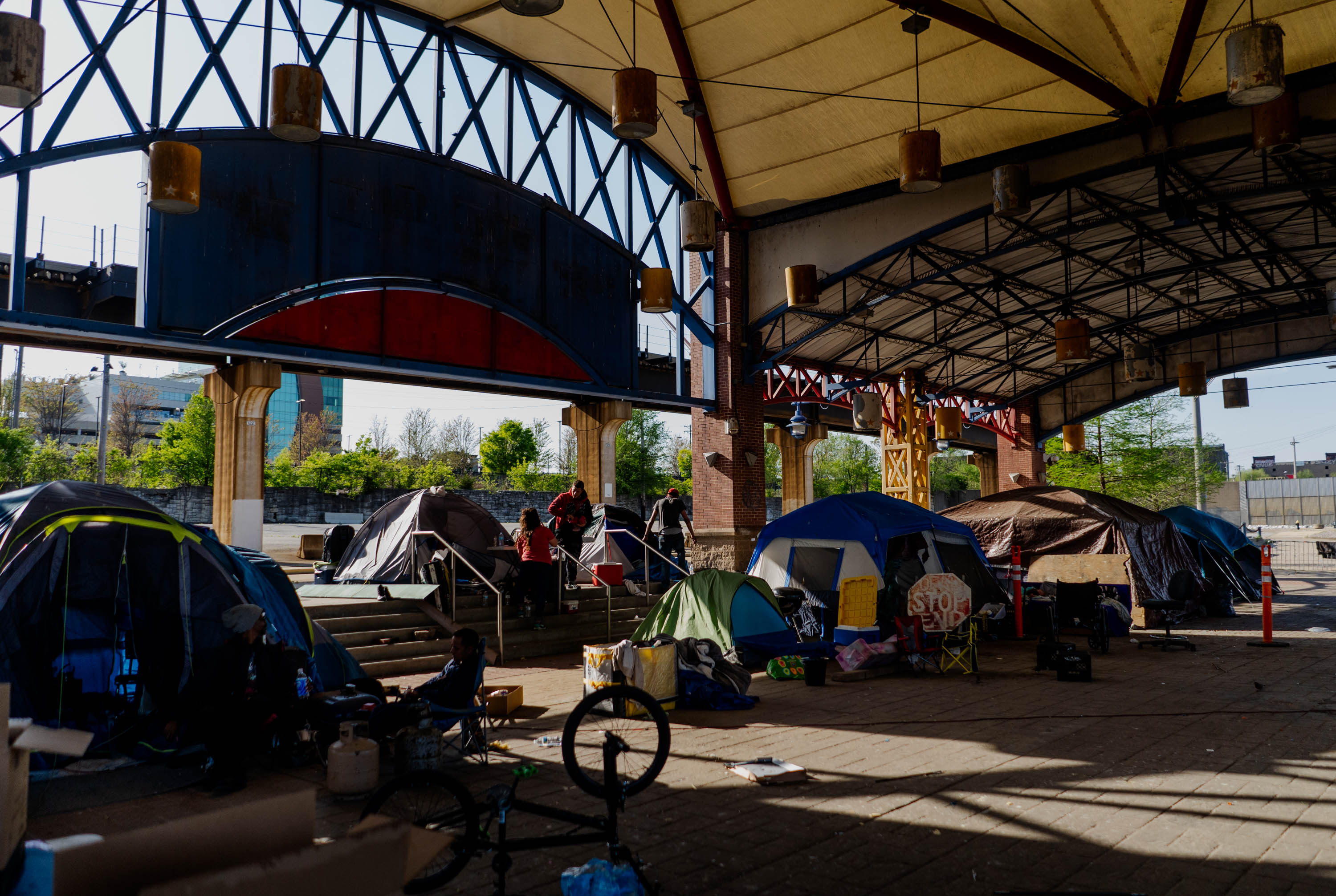Advocates, providers scramble as Missouri's new homelessness law goes into effect - Vimarsana News