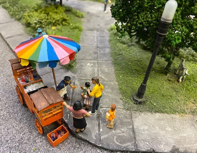 gus-yiayas-ice-ball-cart-north