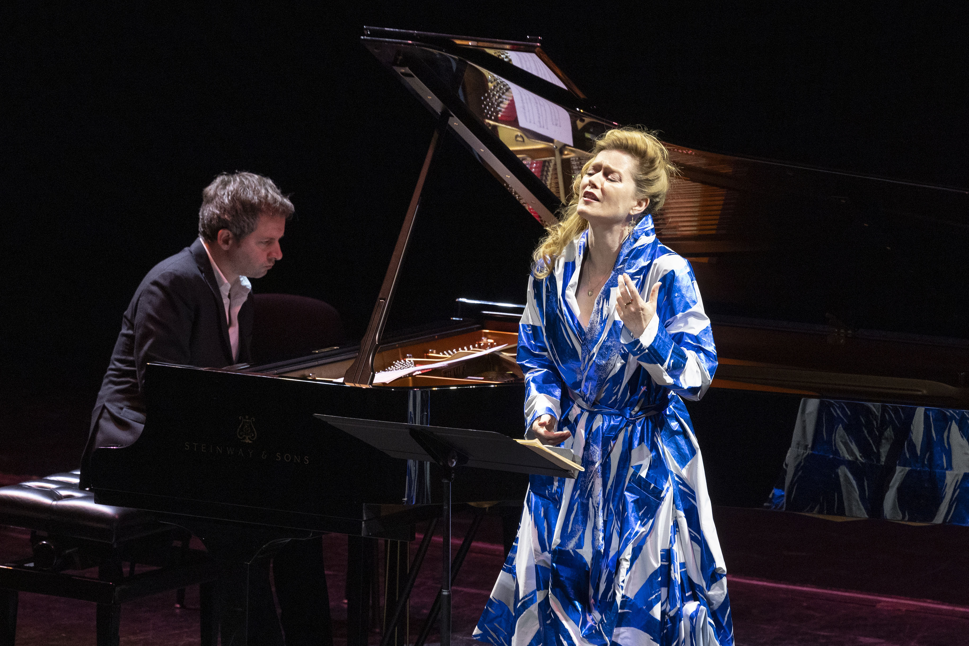 Barbara Hannigan, world-renowned singer of new operas, visits