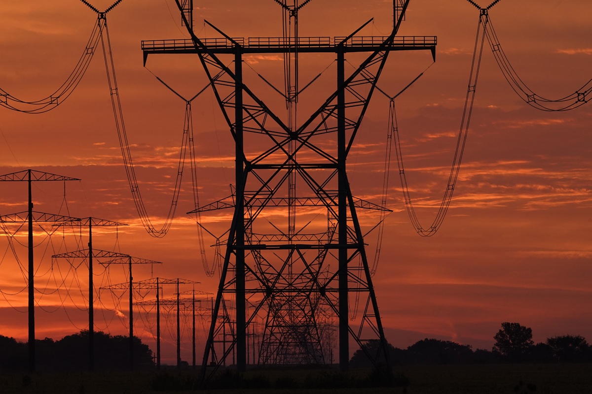 Data center energy consumption raises concerns about long-term costs and reliability