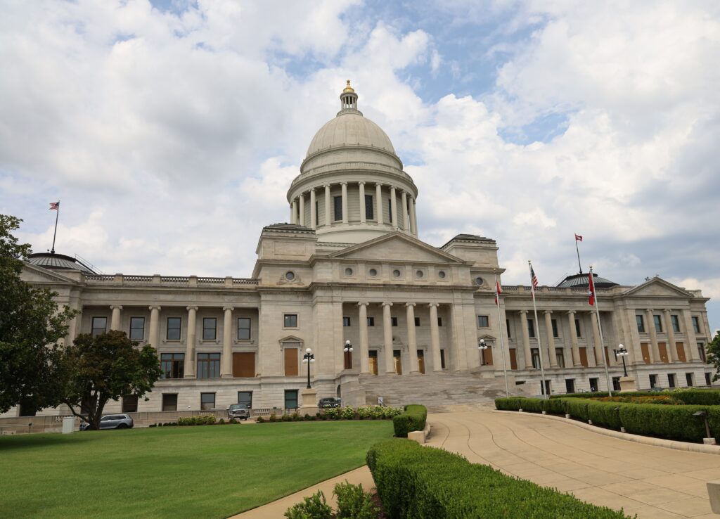 Legislative meeting centers on controversial cryptocurrency mines