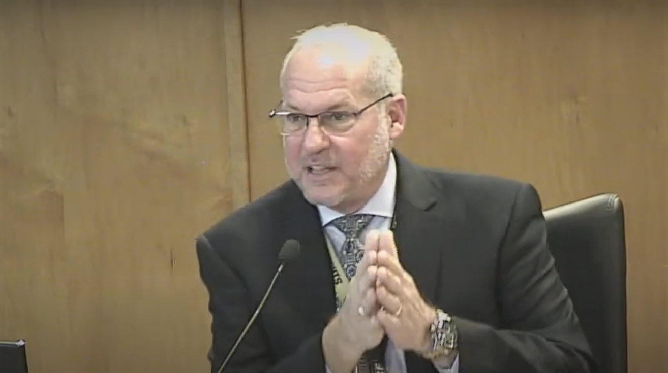 Brevard County superintendent Mark Mullins to leave at the end of December after board vote - Vimarsana News