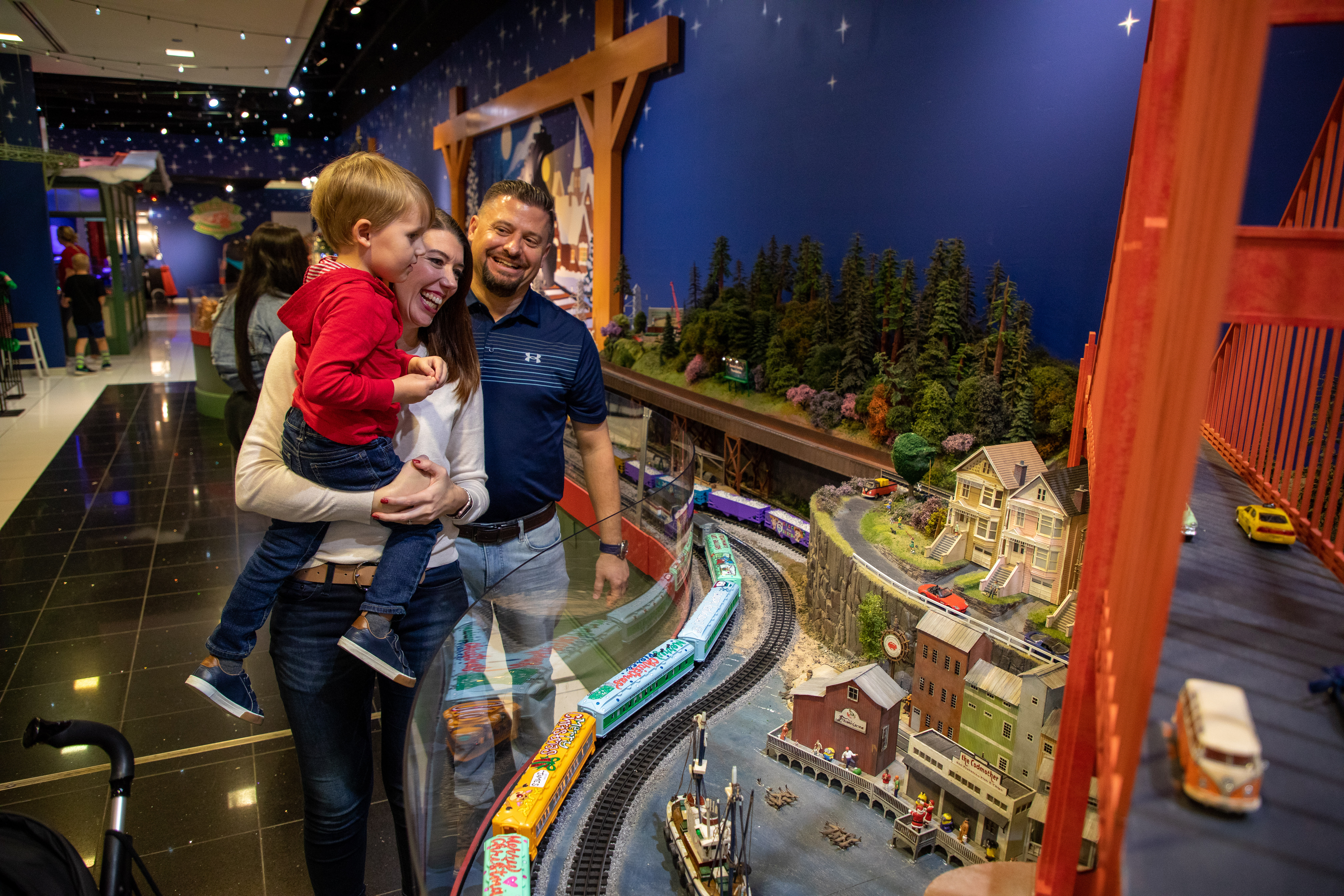 Miniature trains kick off the holiday spirit at Dallas' NorthPark | KERA  News