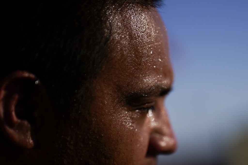 AP analysis: 2023 set record for US heat deaths, killing in areas that used to handle heat - Vimarsana News