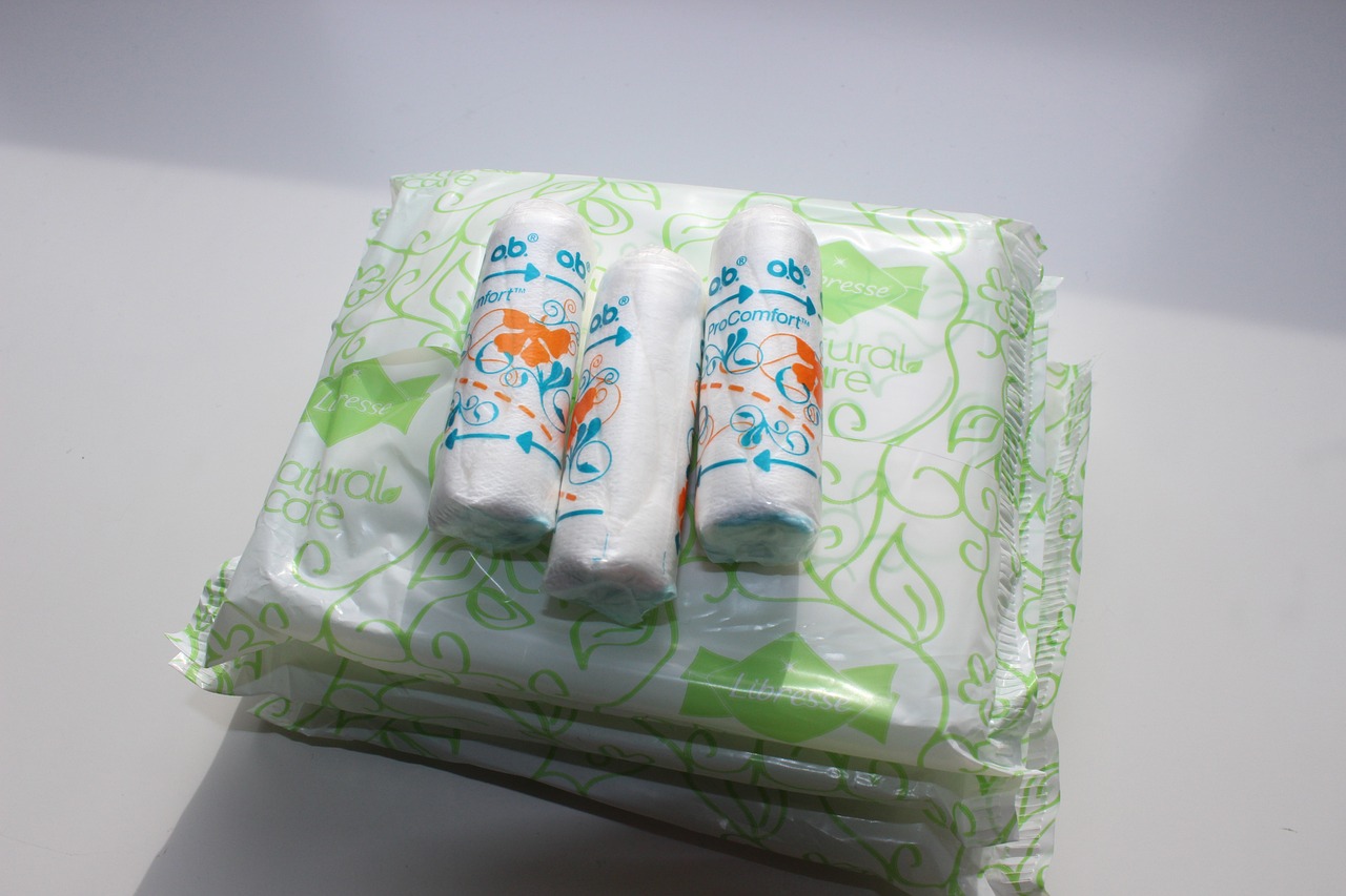 Governor DeSantis vetoes funding for free pads and tampons in schools - Vimarsana News