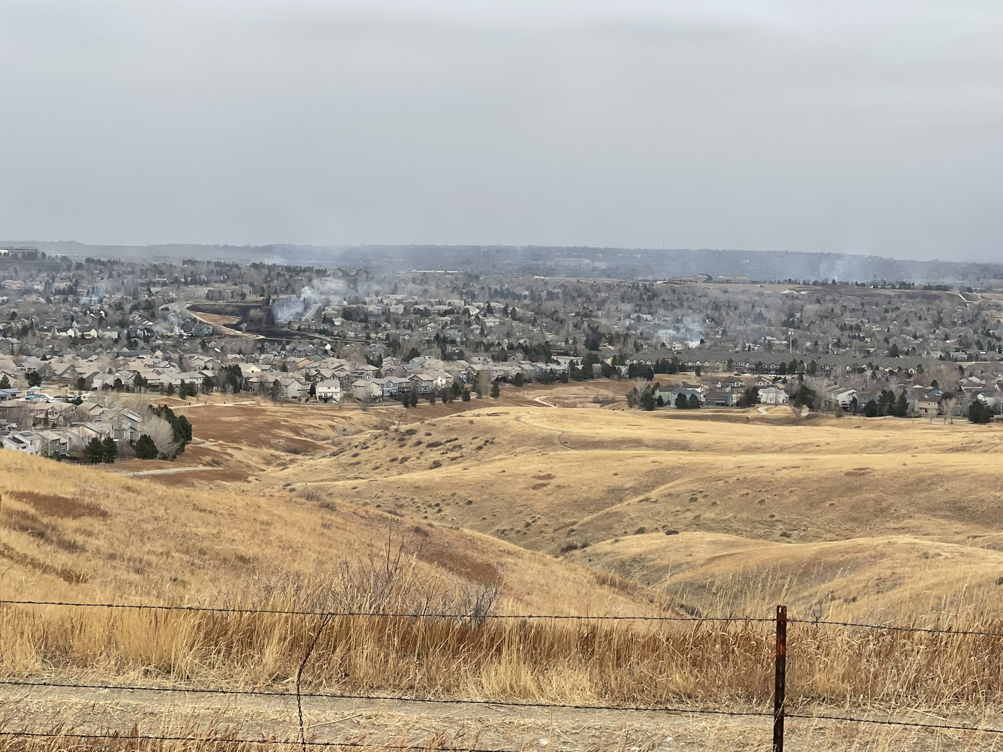 Marshall Fire burns hundreds of homes, forces thousands to evacuate in Boulder County - Vimarsana News