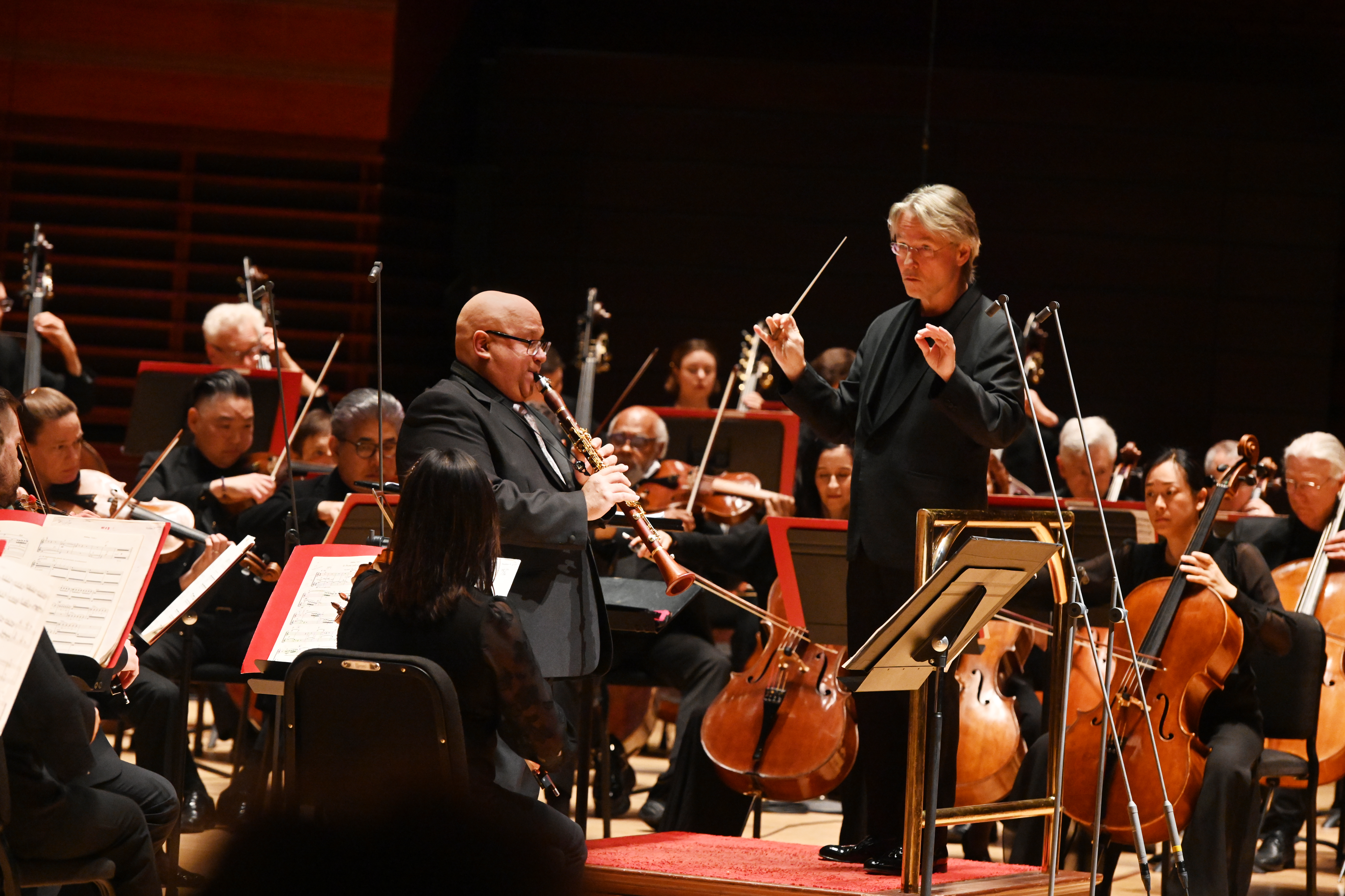 Esa-Pekka Salonen leads Sibelius' Symphony No. 5 and his own