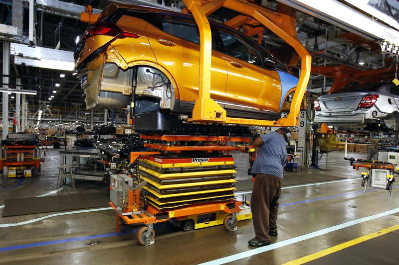 West Michigan auto parts suppliers preparing for EV transition | WGVU NEWS