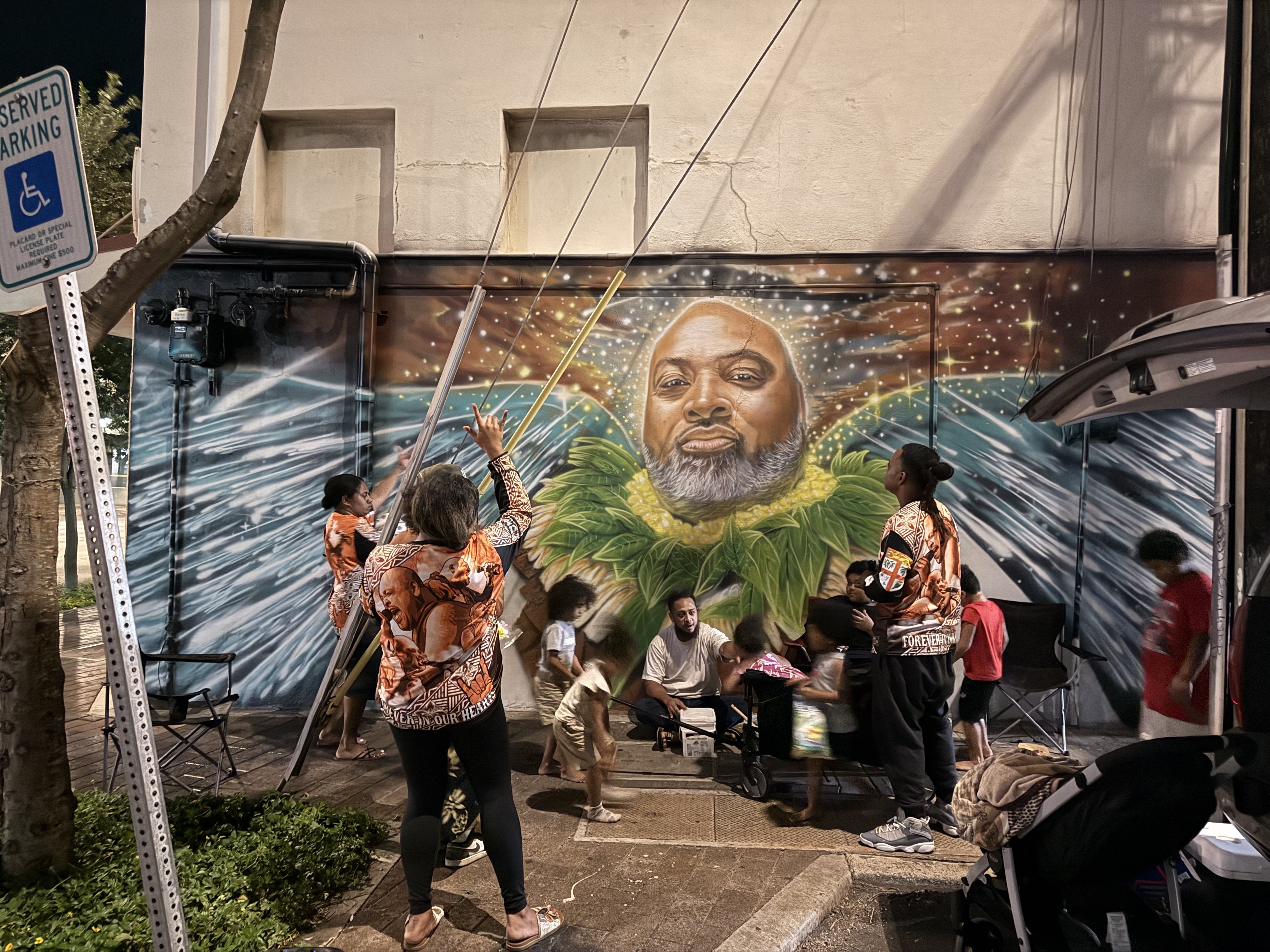 Late musician Fiji's soul shines through Kaimukī mural | Hawai'i