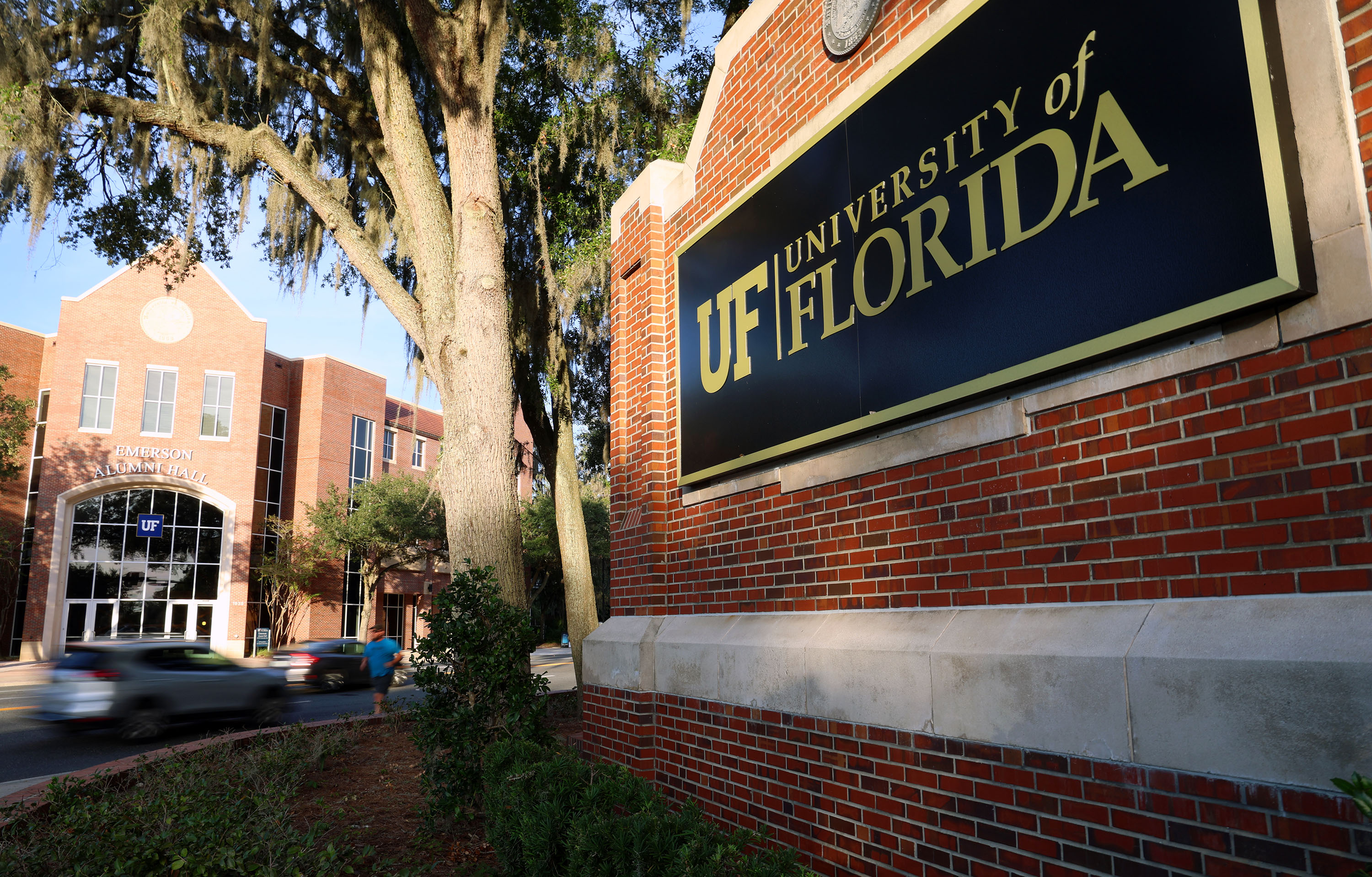 UF slips one spot to No. 7 among public universities in US News ranking, image size:3000x1918