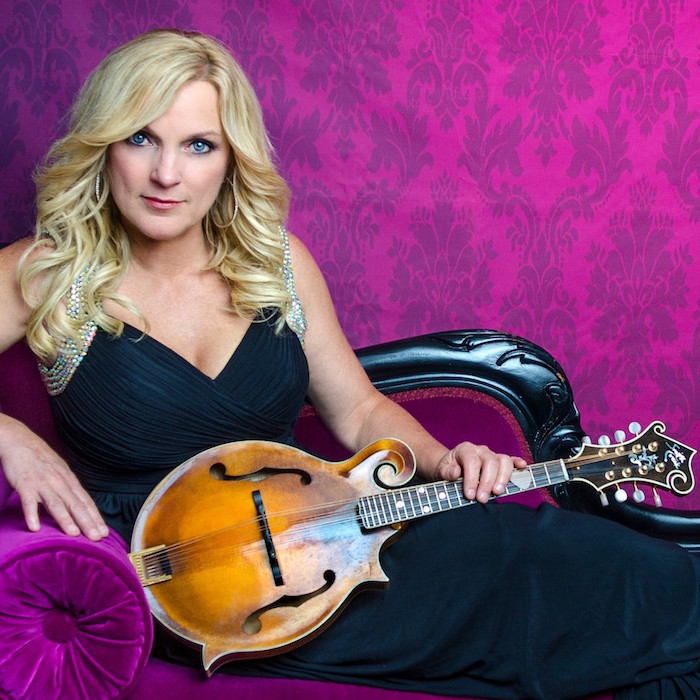 American Routes Shortcuts: Rhonda Vincent | WWNO