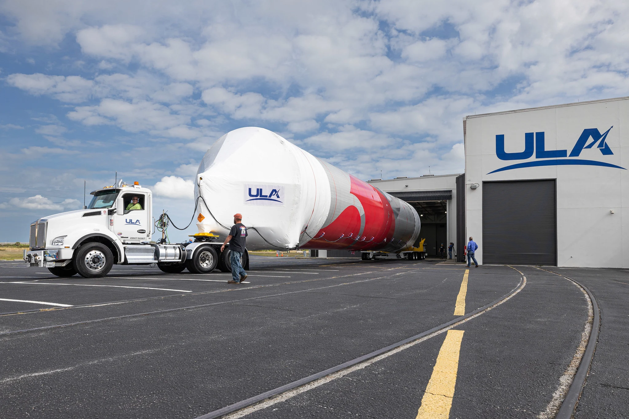 ULA's Vulcan rocket arrives at Cape Canaveral ahead of maiden launch - Vimarsana News