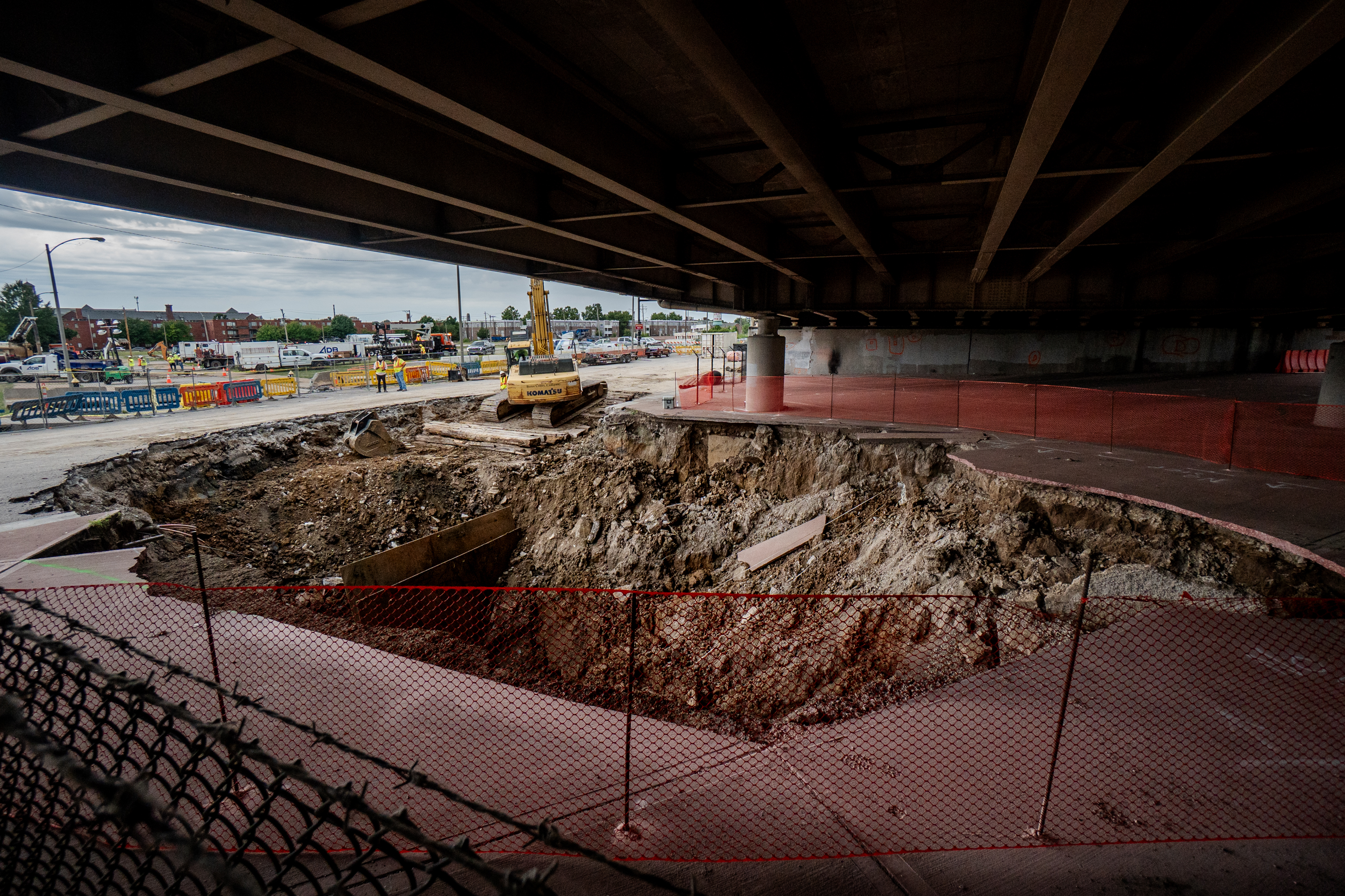Giant hole in St. Louis could lead to sewage backup during storms