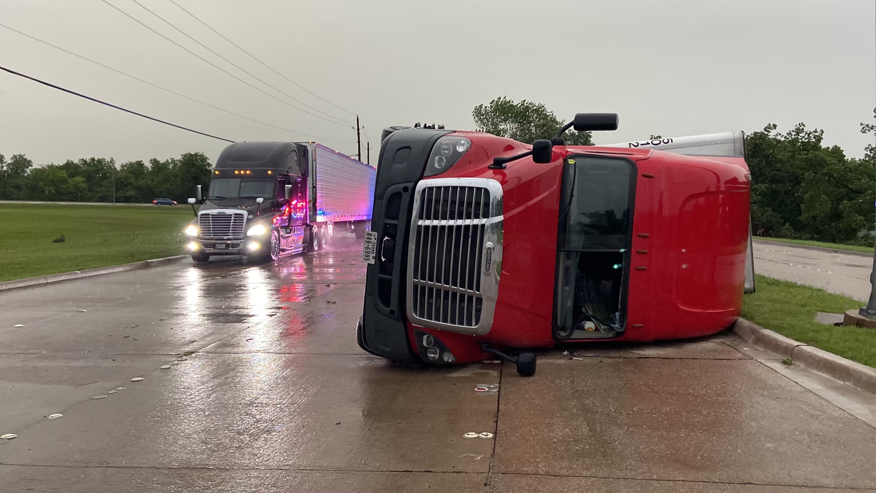 More than 500,000 without power in North Texas, Dallas County declares disaster - Vimarsana News