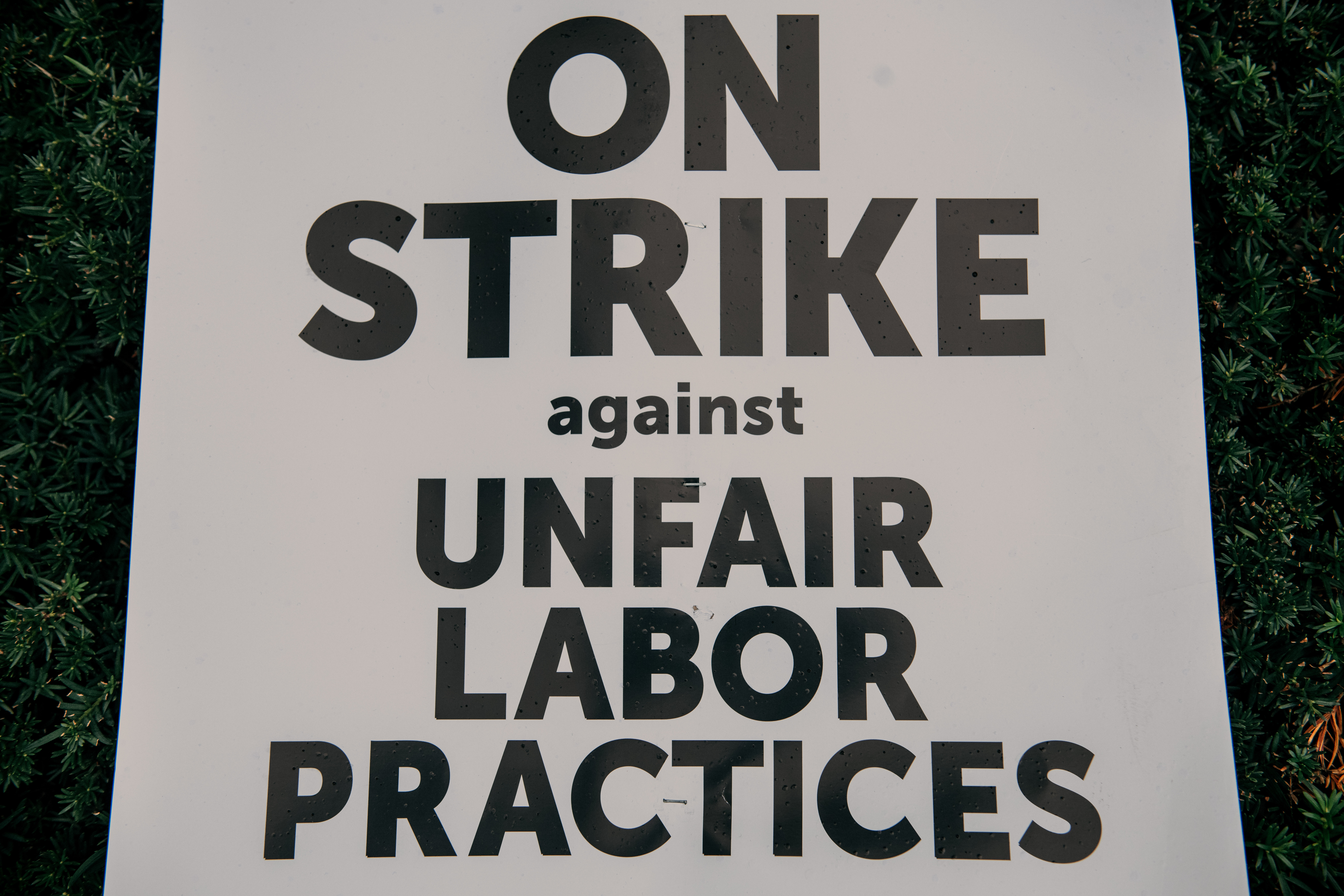 Healthcare workers urge Yale’s L+M Hospital to raise ‘unlivable’ wages, cut mandatory on-call