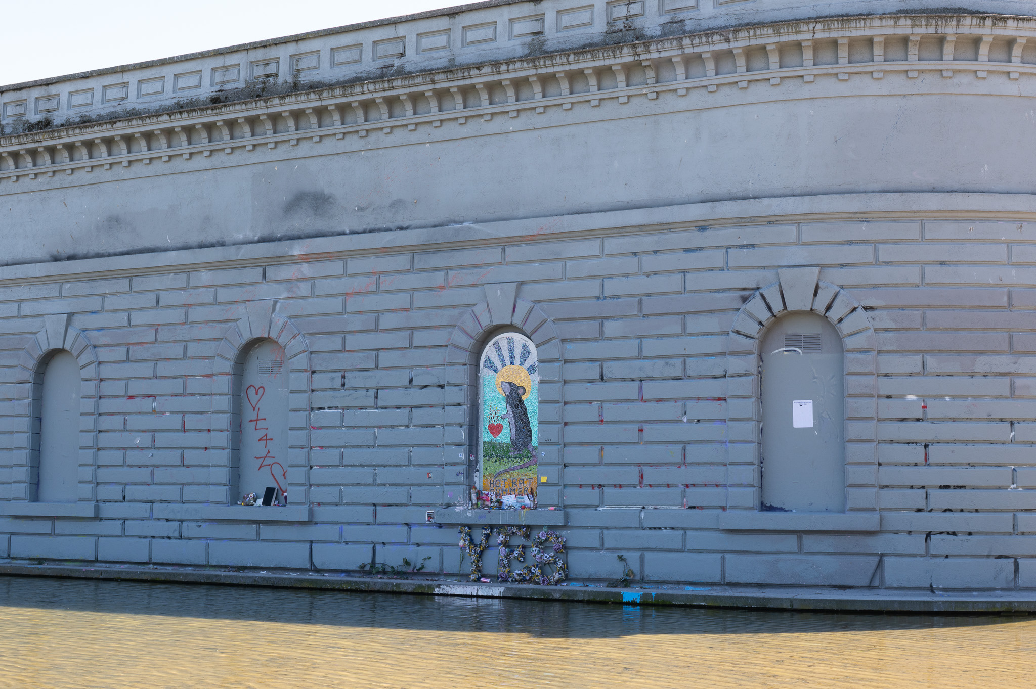 Seattle's 'Hot Rat Summer' mosaic is now here to stay | KNKX