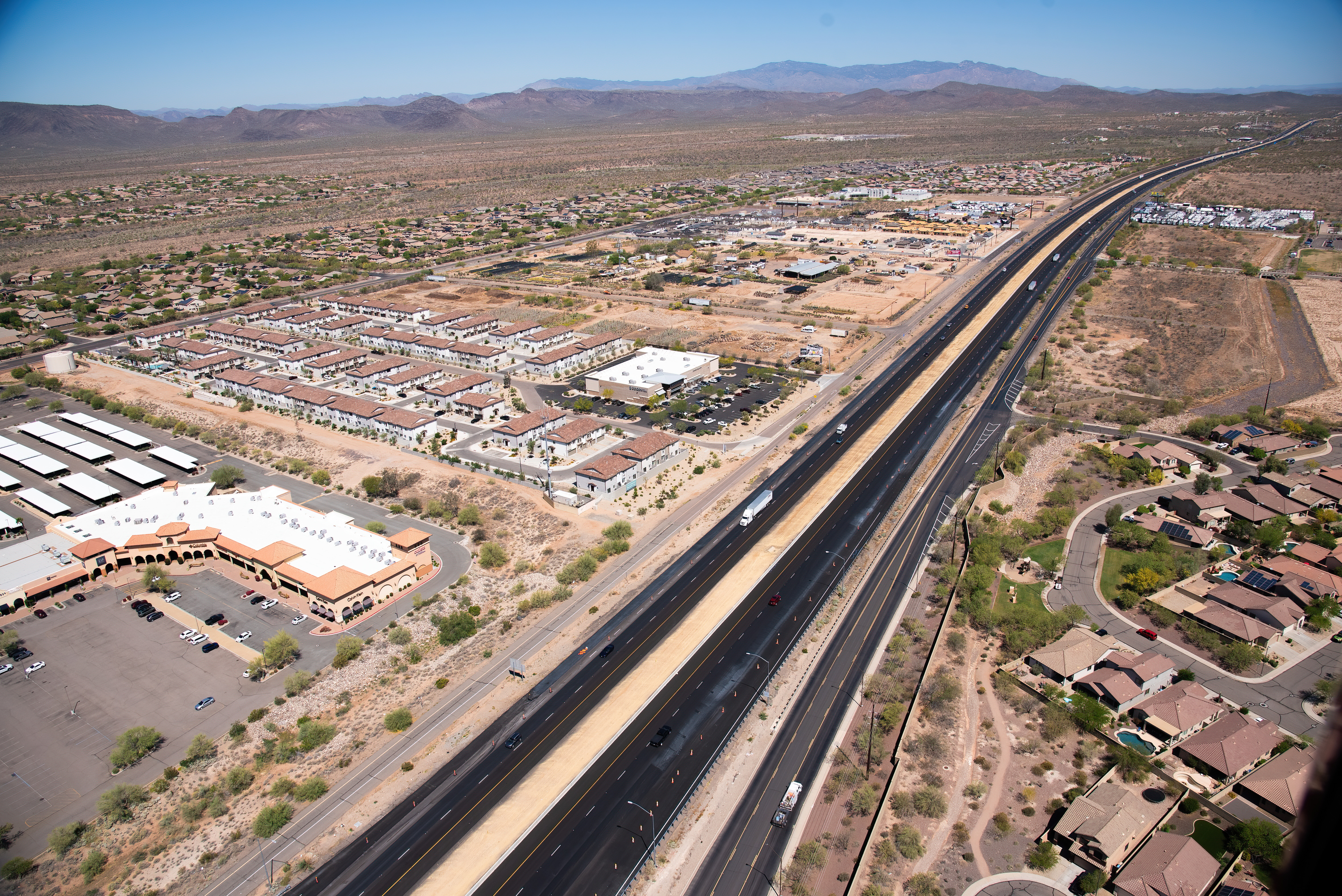 aara(非常時） New I-17 lanes near Anthem open in time for Memorial Day traffic