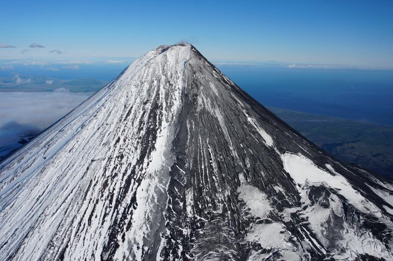 し*ち様 Volcanic  Shishaldin volcano in Eastern Aleutians increases activity