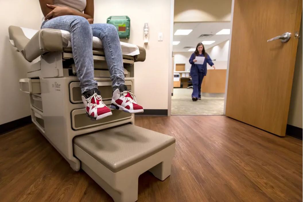 Looming end of federal pandemic emergency threatens to shake Texas' Medicaid safety net - Vimarsana News