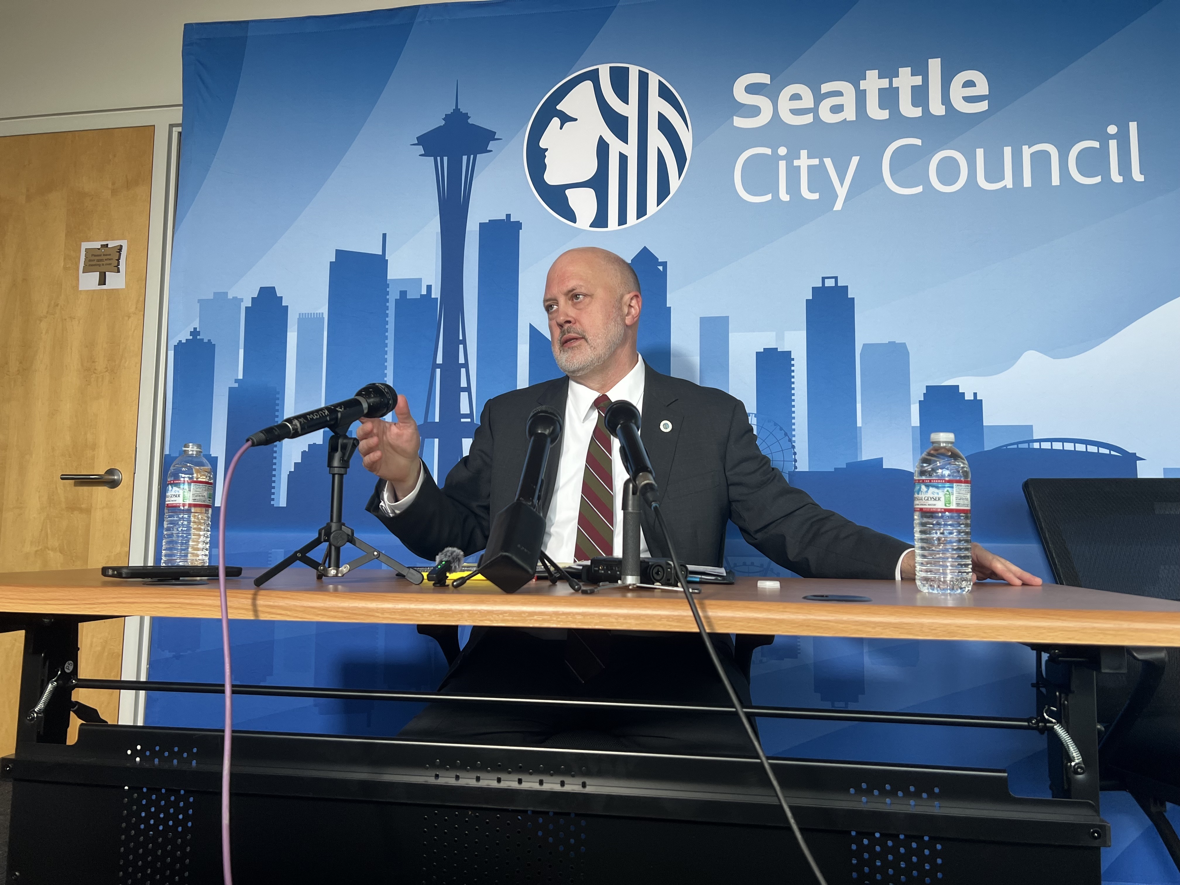 Seattle City Council wants to restore firefighters’ overtime amid a flood of budget amendments.