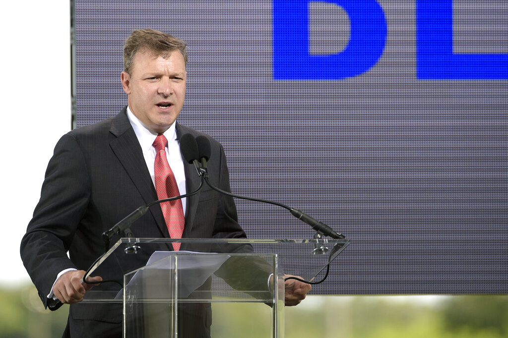 Florida Power & Light CEO Eric Silagy is leaving amid controversy - Vimarsana News