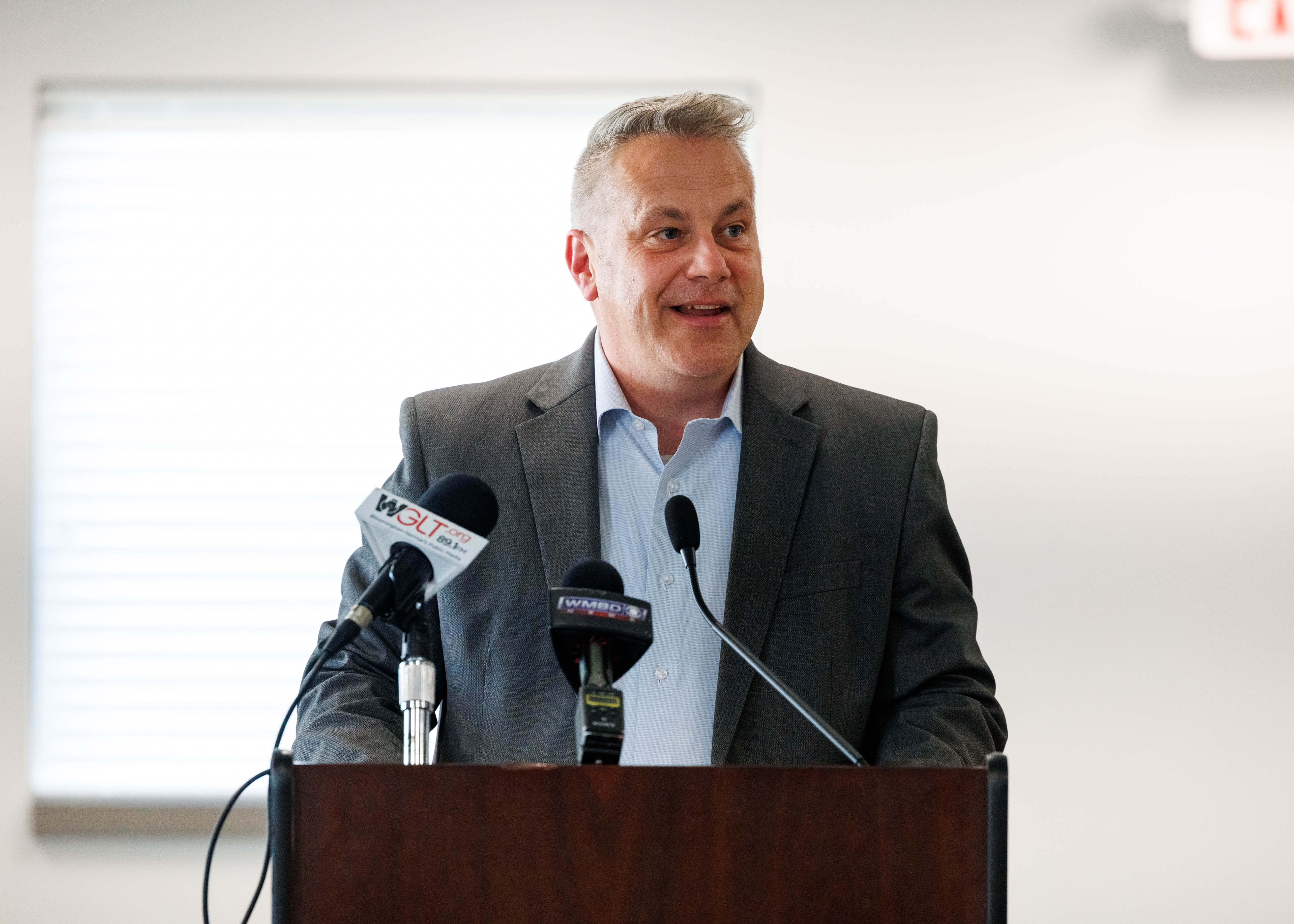 Looming cuts to SNAP threaten food insecurity resources in McLean County – WGLT