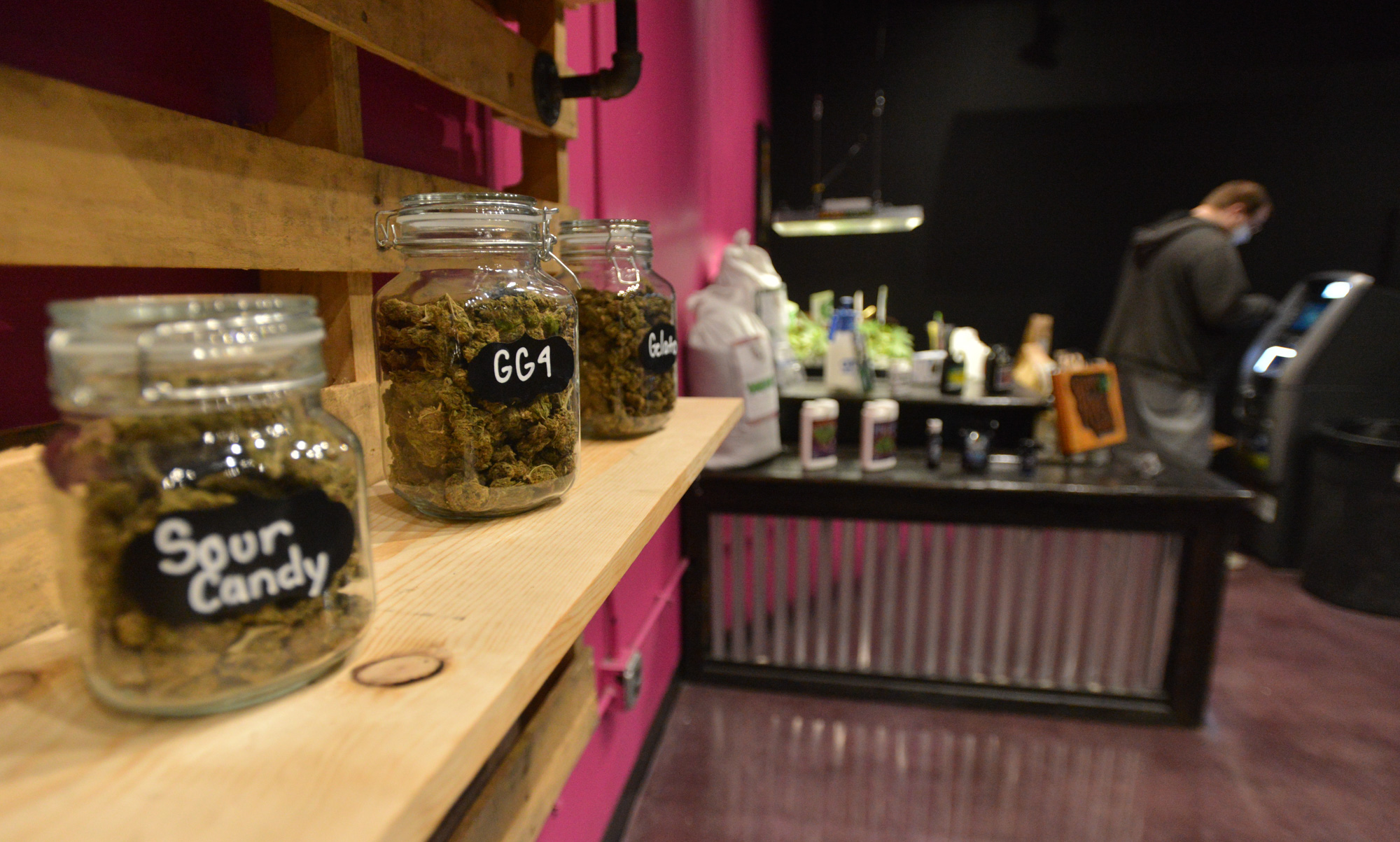 Legal weed and ranked-choice voting initiatives submitted for Missouri ballot - Vimarsana News