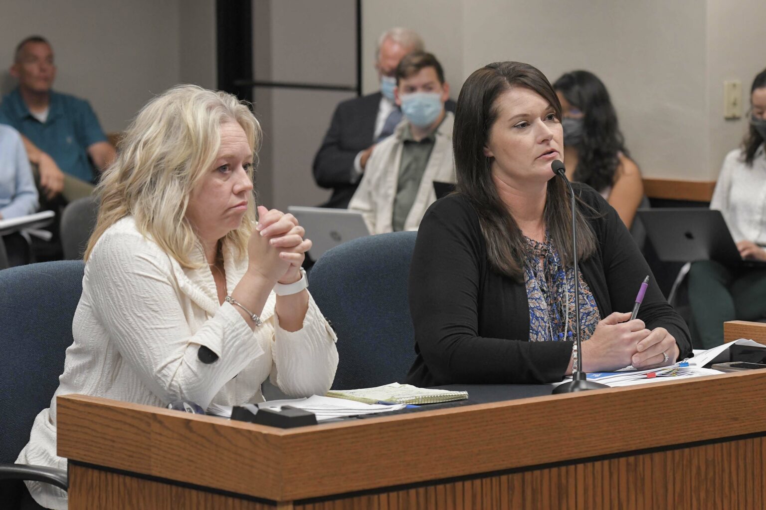 Lawmakers seethe at Missouri agency over failure to report hundreds of missing foster kids - Vimarsana News