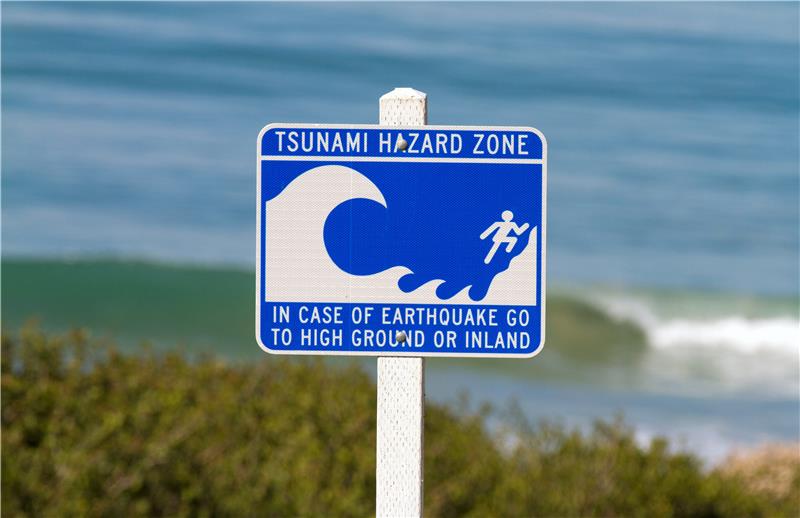 tsunami-hazard-zone-sign.png