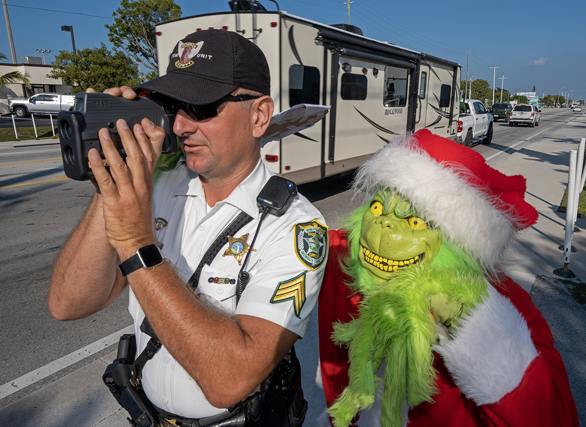 Monroe County Sheriff's deputies in the Keys playing 'Grinch