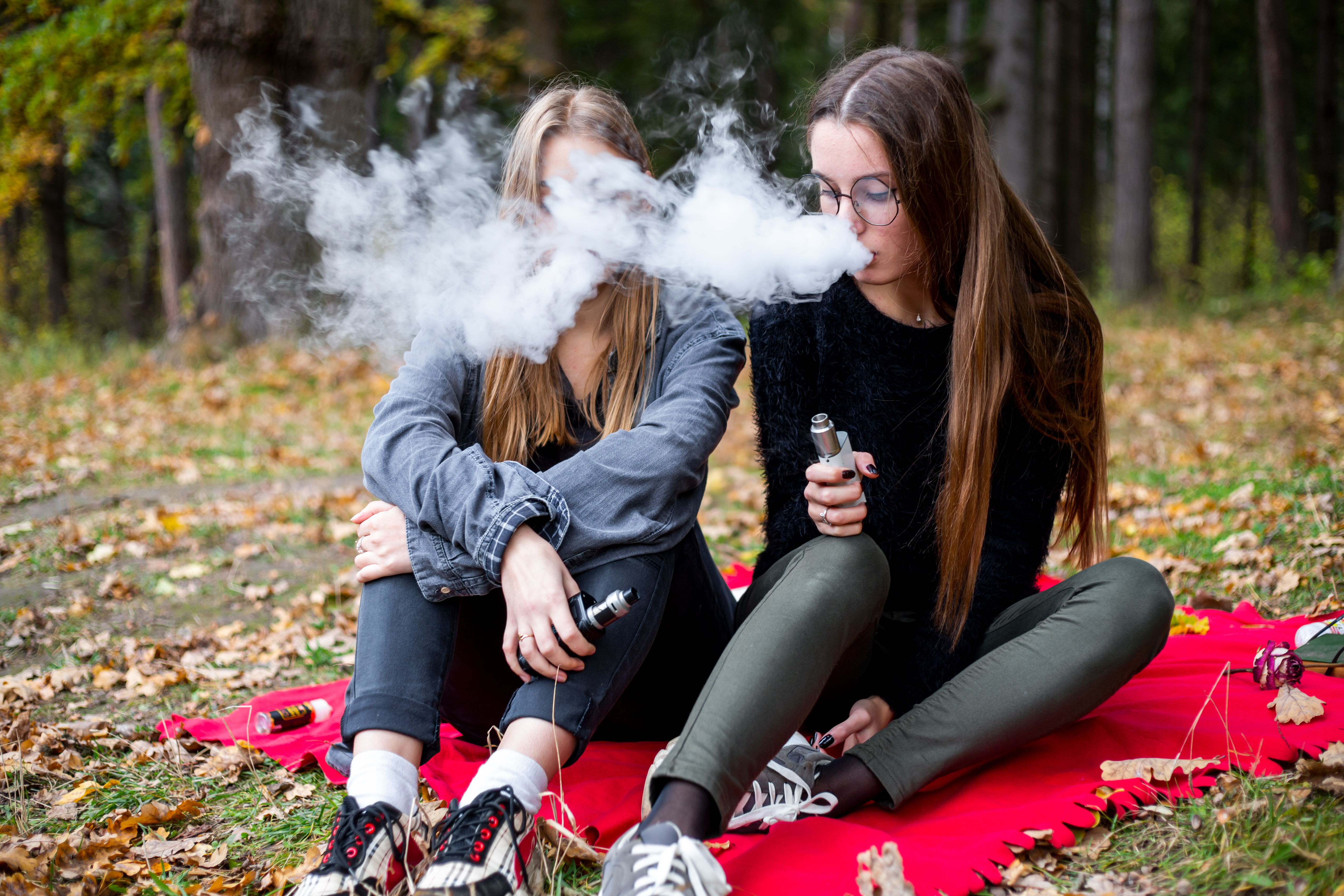 elfbar elfa master akku Kids and vaping: What every parent should know : Inside Children's Blog main image 1