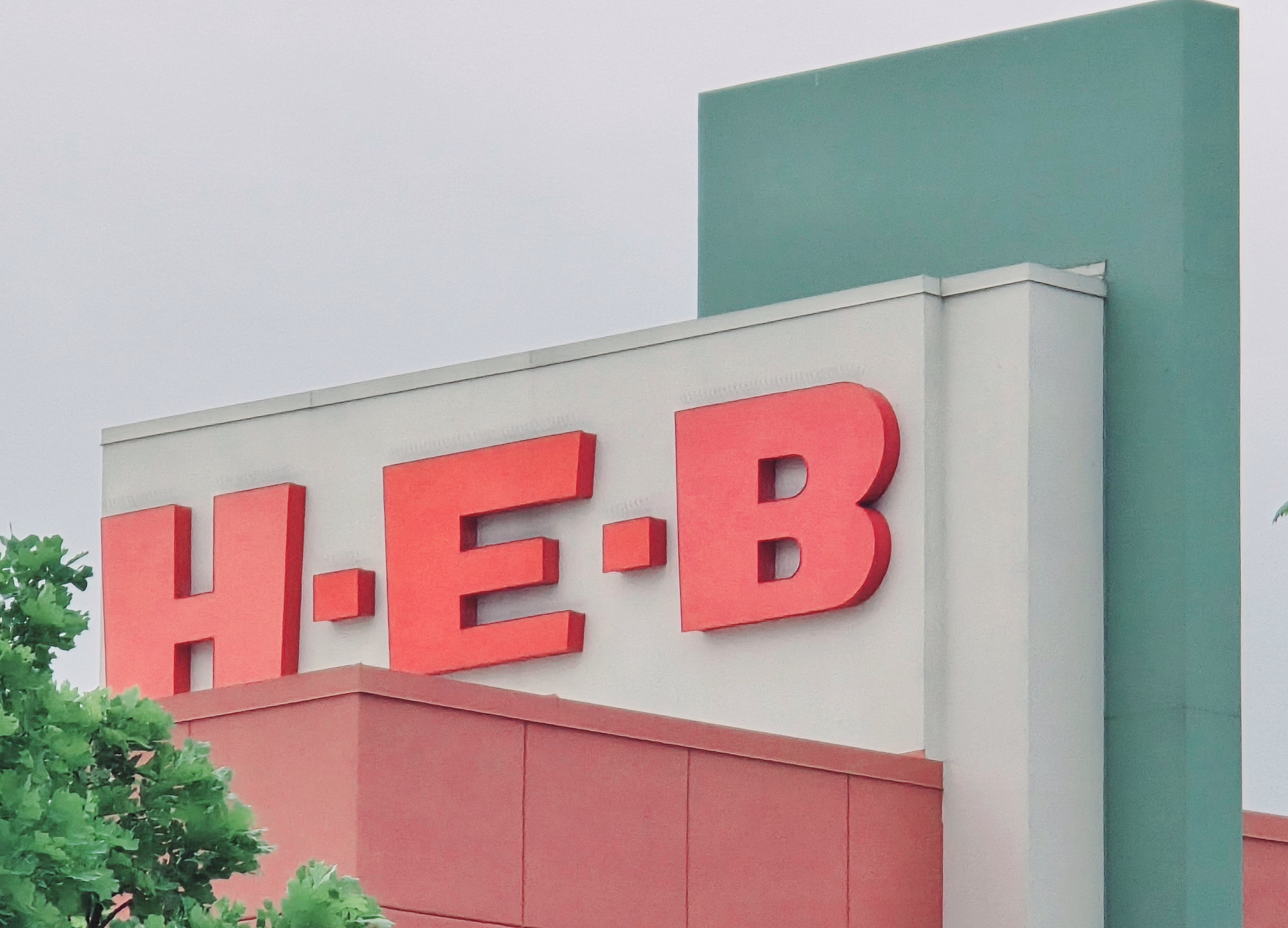 HEB rolls out taptopay services at all stores starting this week