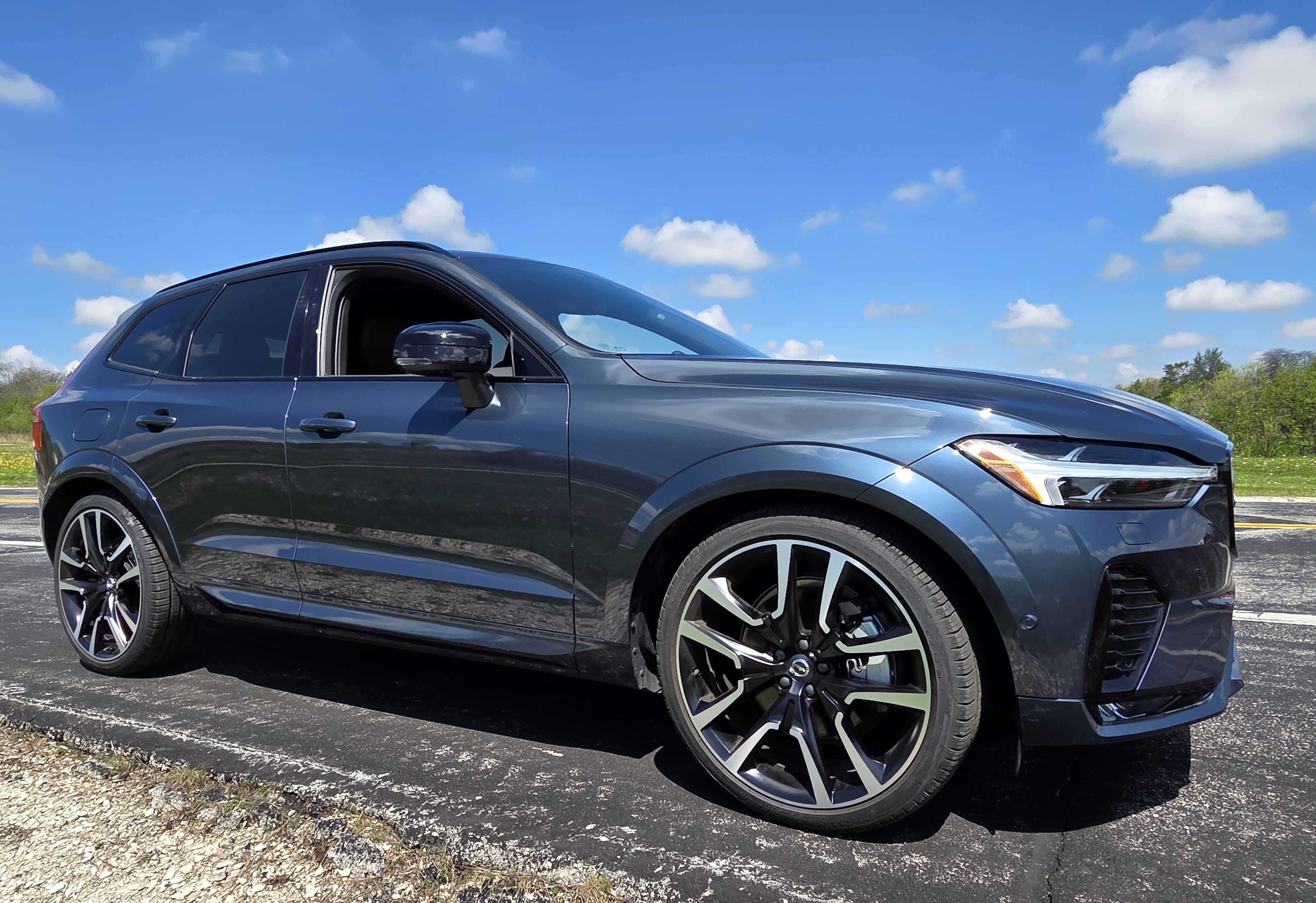 2025 Volvo XC60 B5 AWD Ultra review | WUWM 89.7 FM - Milwaukee's NPR